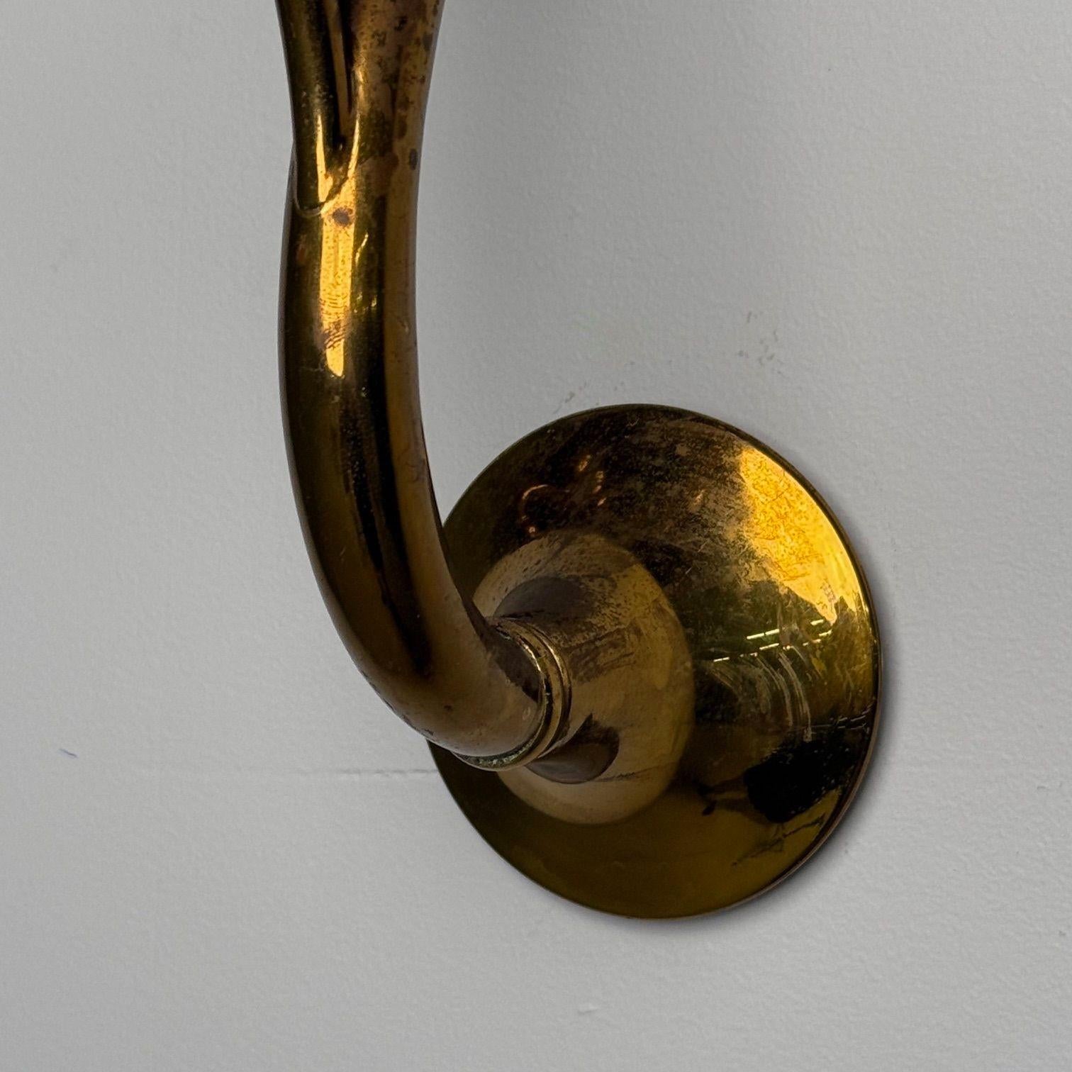 Gio Ponti Attr., Italienische Mid-Century-Modern-Wandleuchter, Messing, Blumenform im Angebot 4