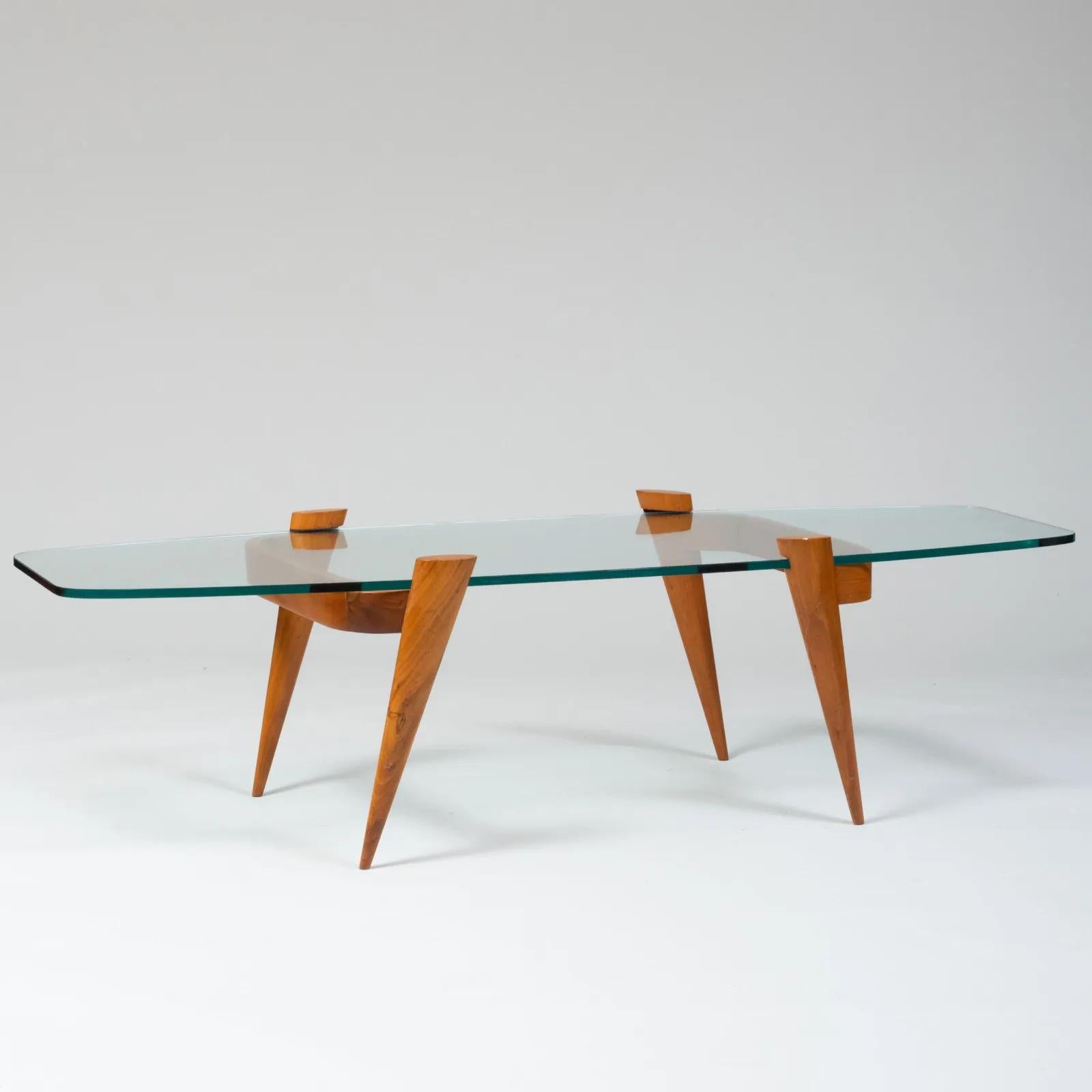 Mid-Century Modern Gio Ponti Attr. Italian Sculptural Coffee Table For Sale