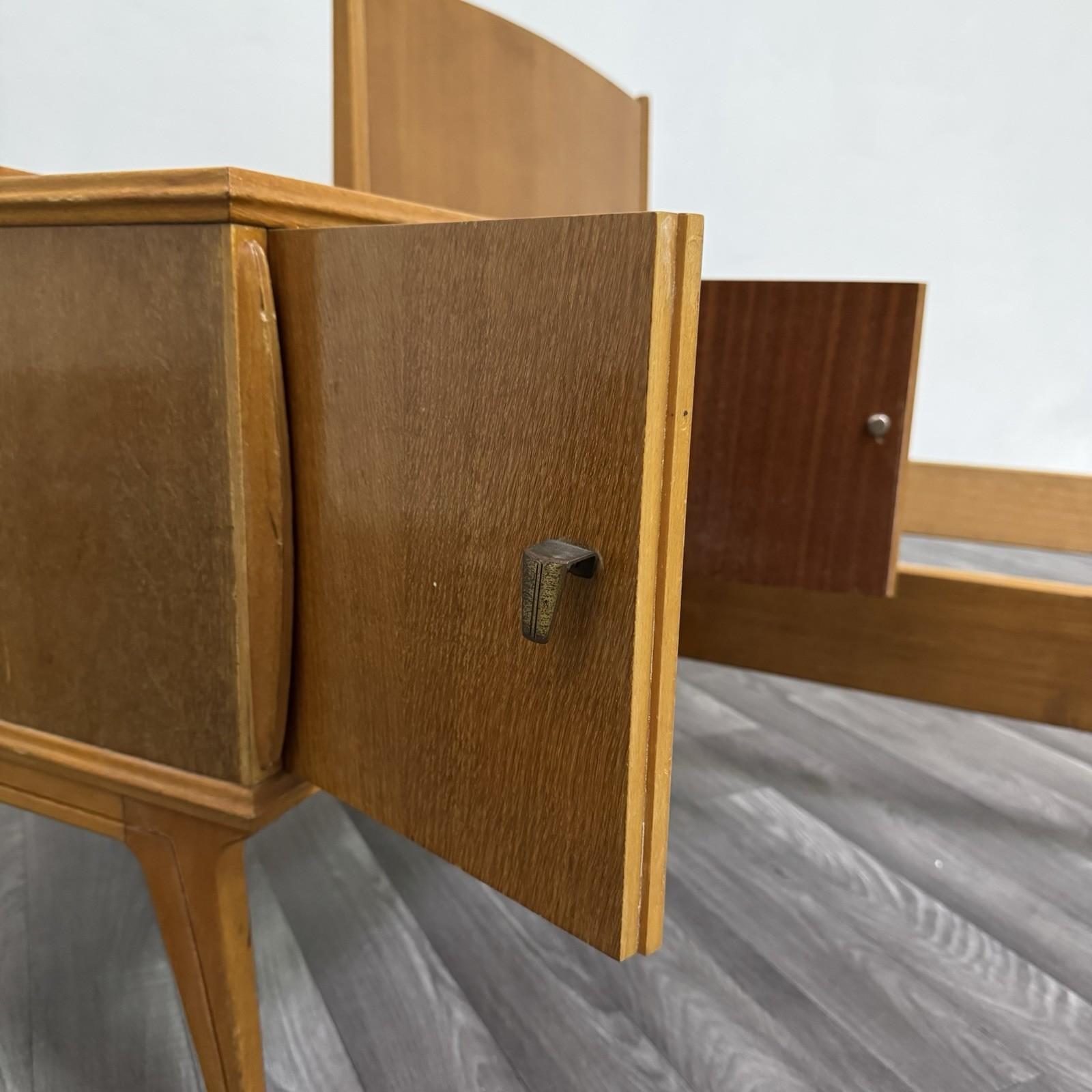 Gio Ponti Attr. Letto Singolo e Comodino Mid-Century Anni 40 Design Modernariato en vente 2