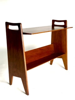 Gio Ponti (Attr.) Coppia di comodini in legno del metà del secolo, Italia, anni '50