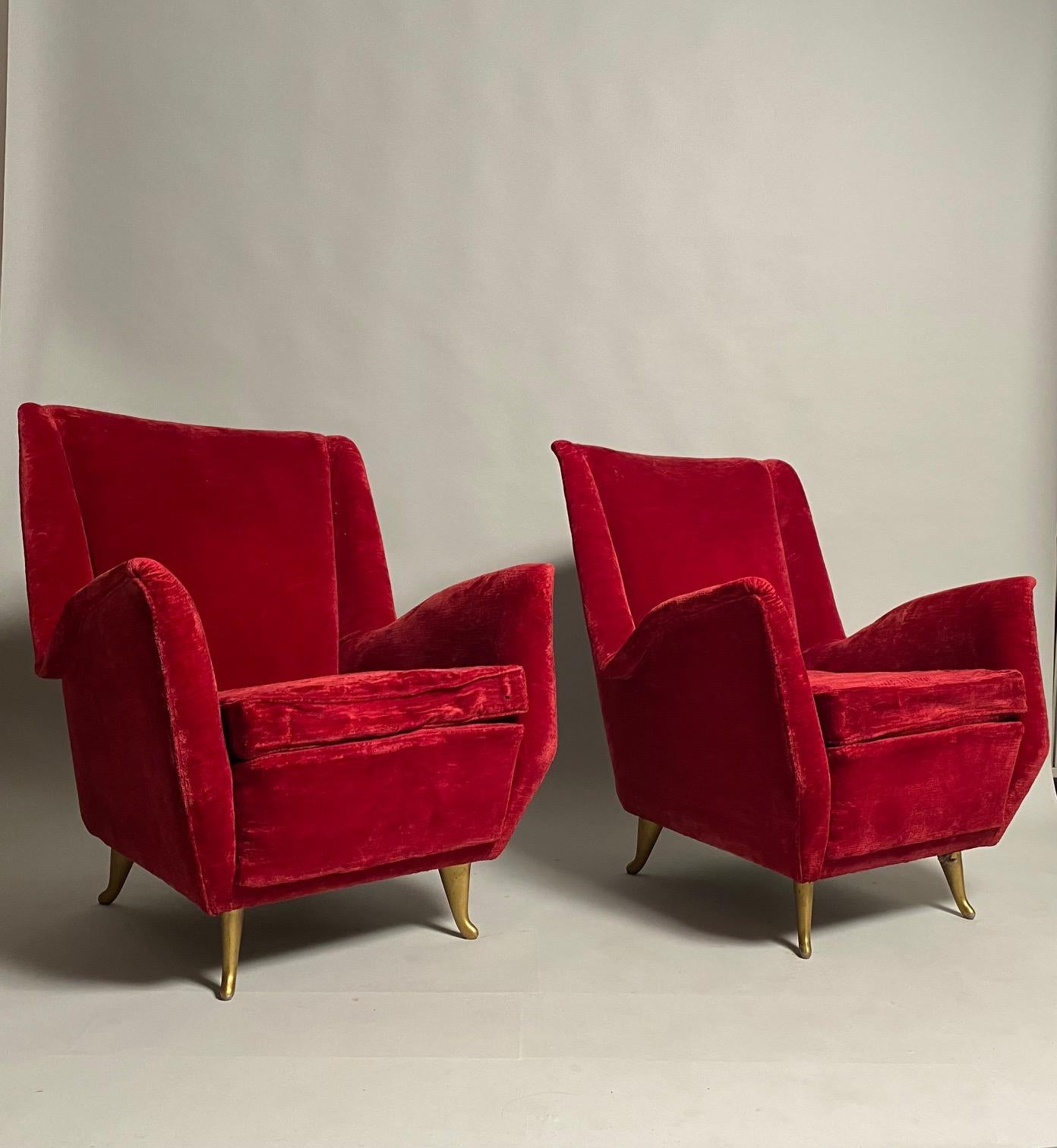 Mid-20th Century Gio Ponti (Attr.), Set of two Wingback Chairs for I.S.A. Bergamo, Italy, 1950s