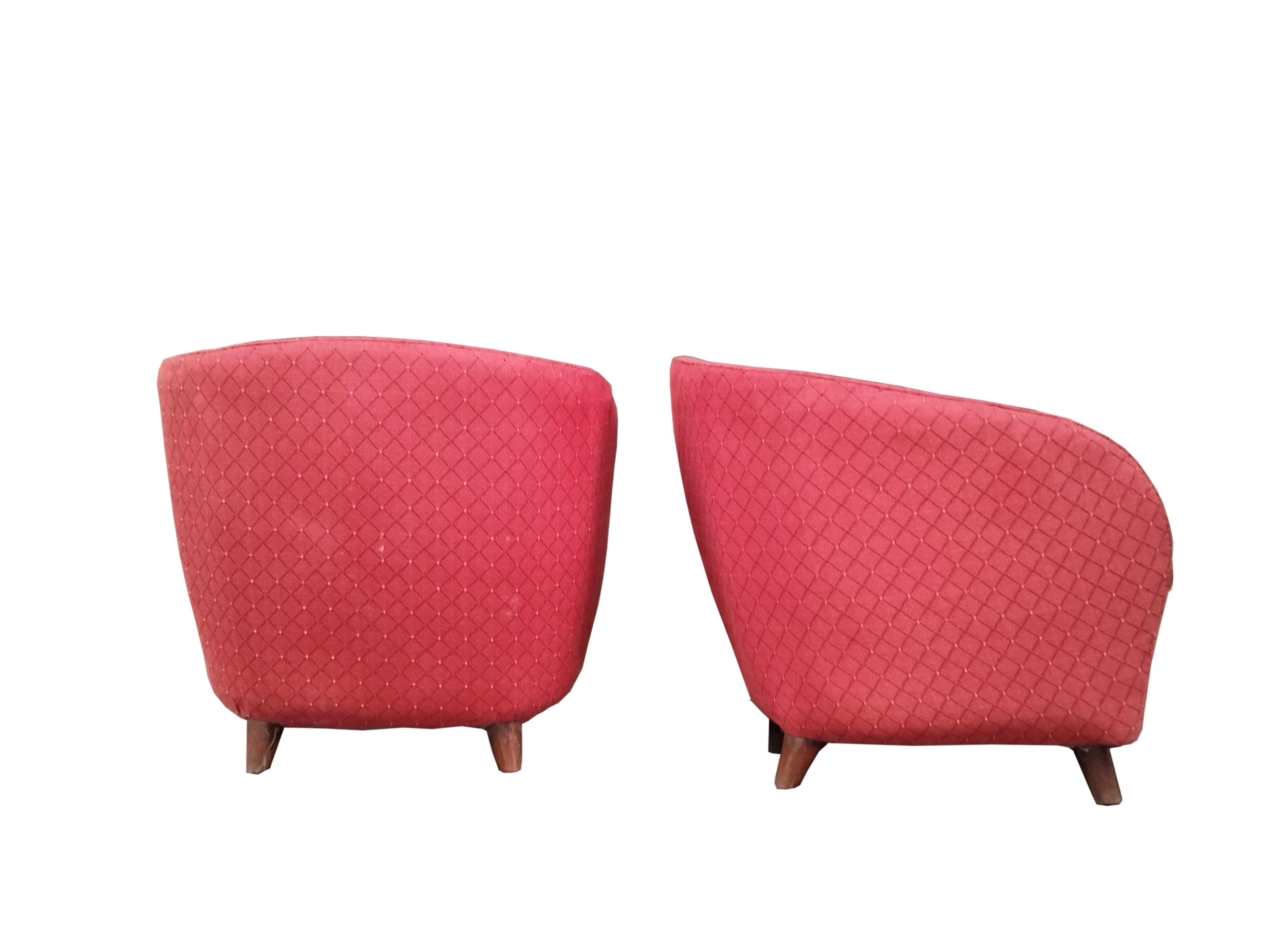 Gio Ponti Attrib. Pair of Red Fabric Armchairs, Italy 1950s For Sale 1