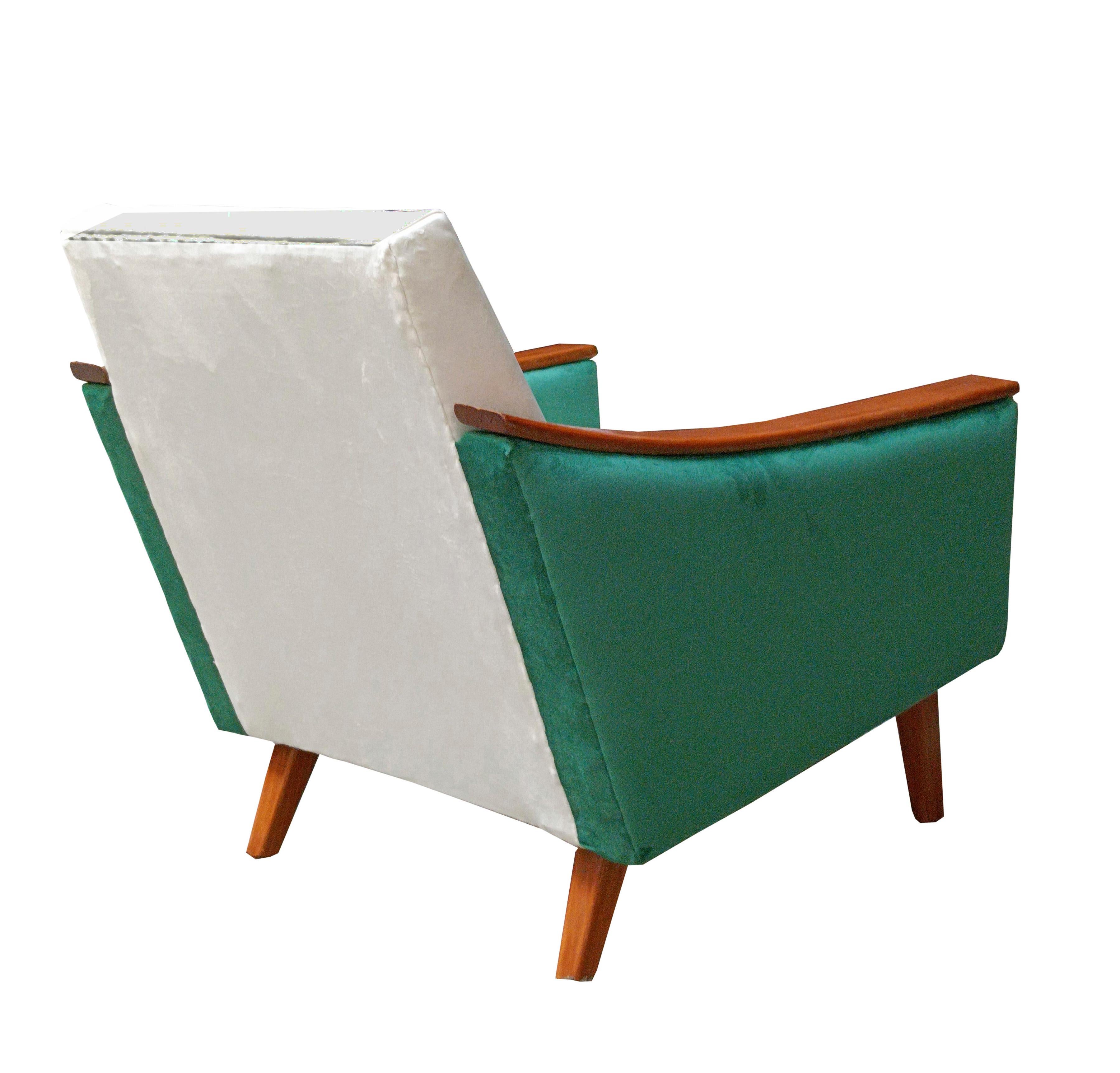 Fauteuil sinueux de style Gio' Ponti en tissu blanc et vert, Italie, années 1960 Bon état - En vente à Naples, IT