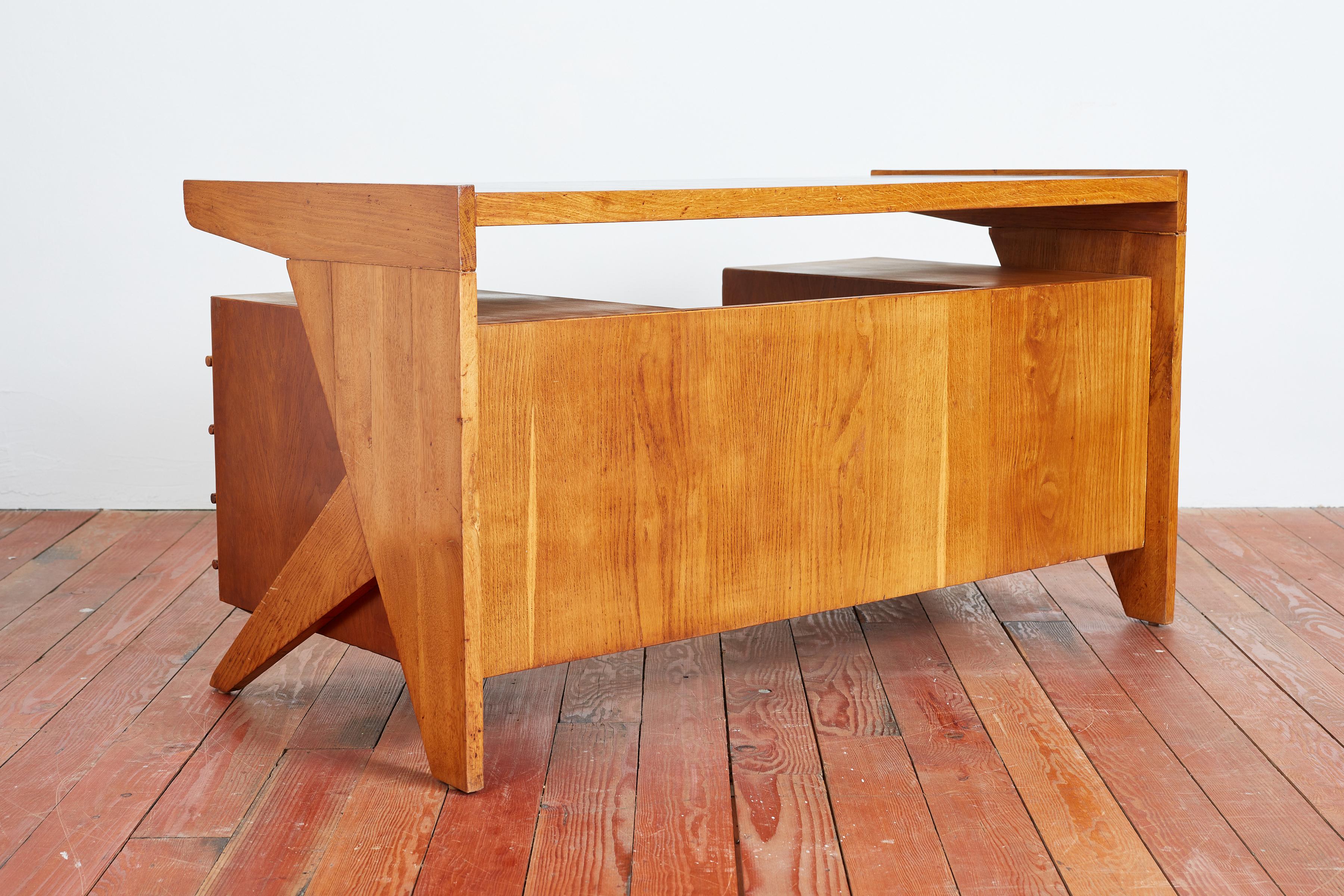 Gio Ponti Attributed Desk  For Sale 13