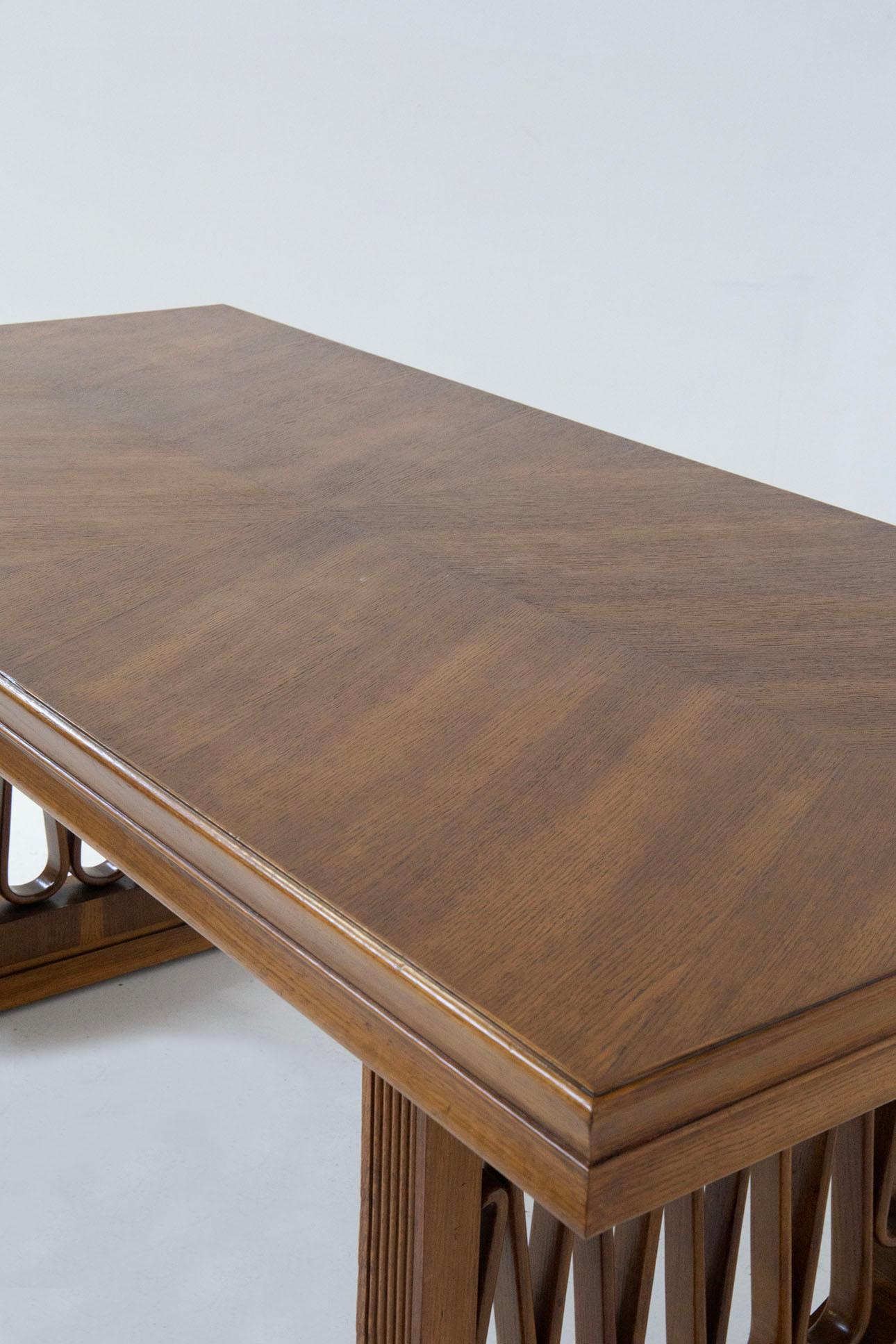 Gio Ponti Attributed Important Wooden Volute Dining Table In Good Condition In Milano, IT