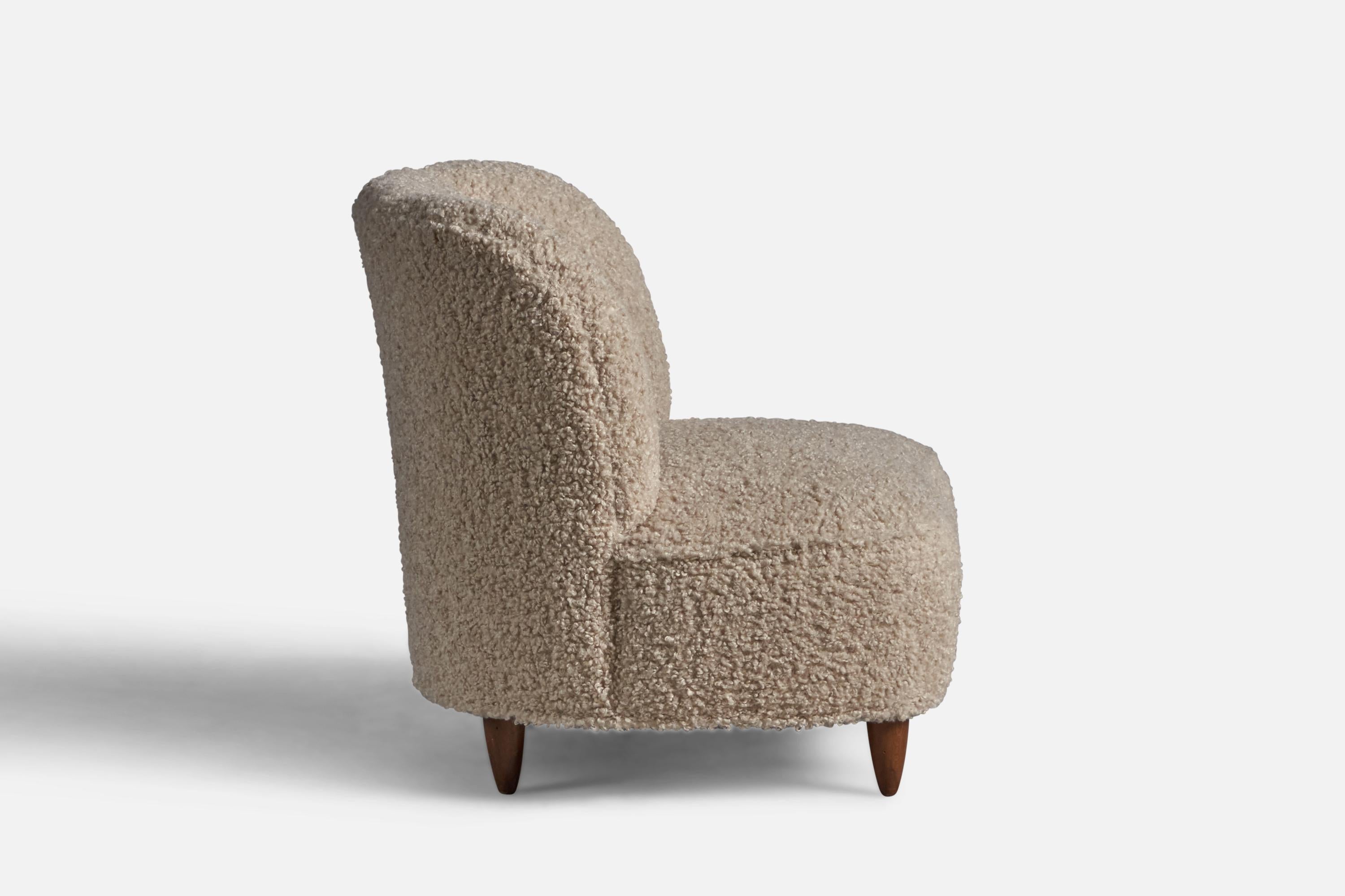 Italian Gio Ponti Attribution, Small Slipper Chairs, Fabric, Walnut, Italy, 1940s