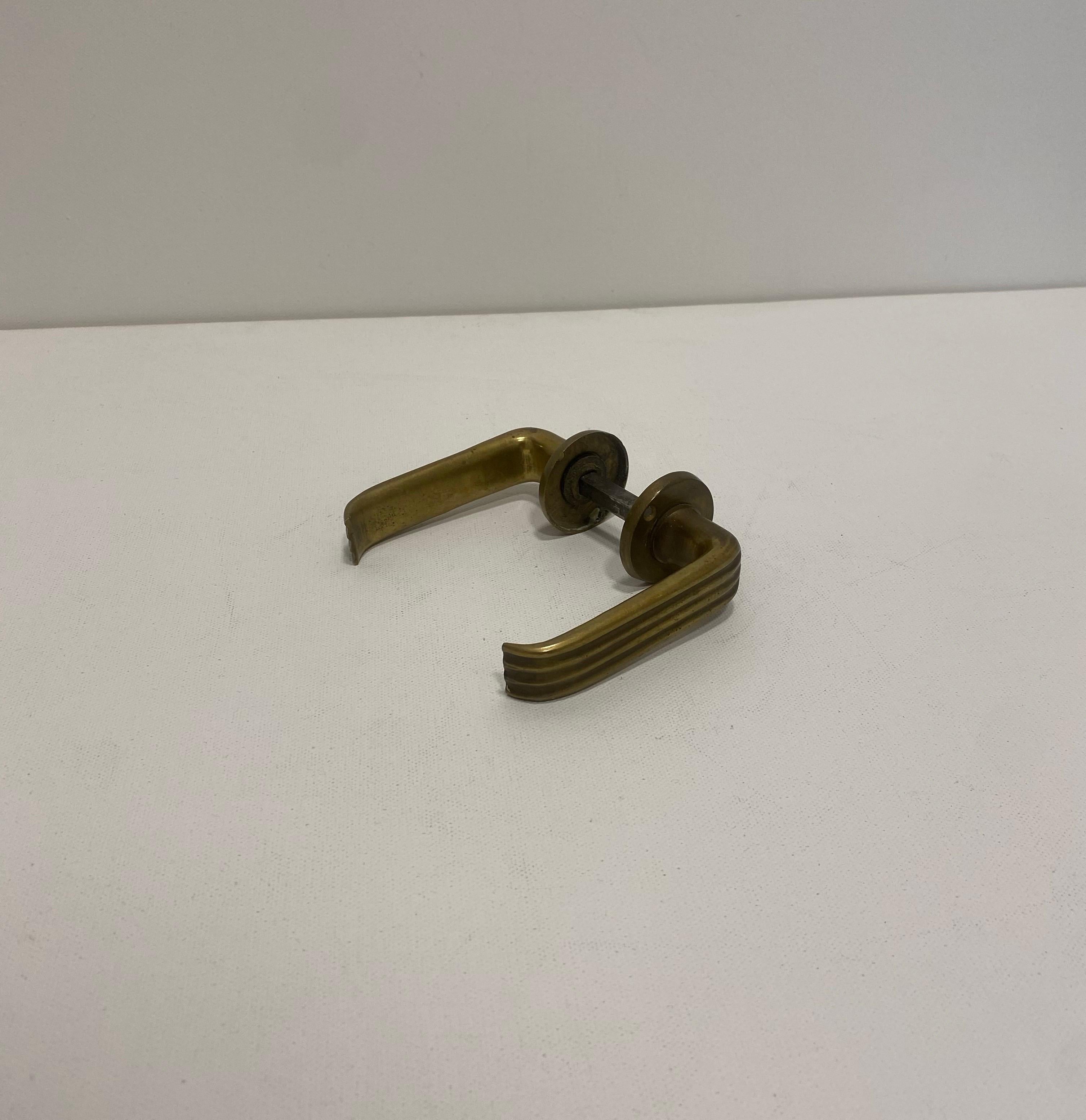Gio Ponti Brass Door Handle Art Deco 1930s Italian Midcentury Architecture 1940s In Good Condition For Sale In London, GB