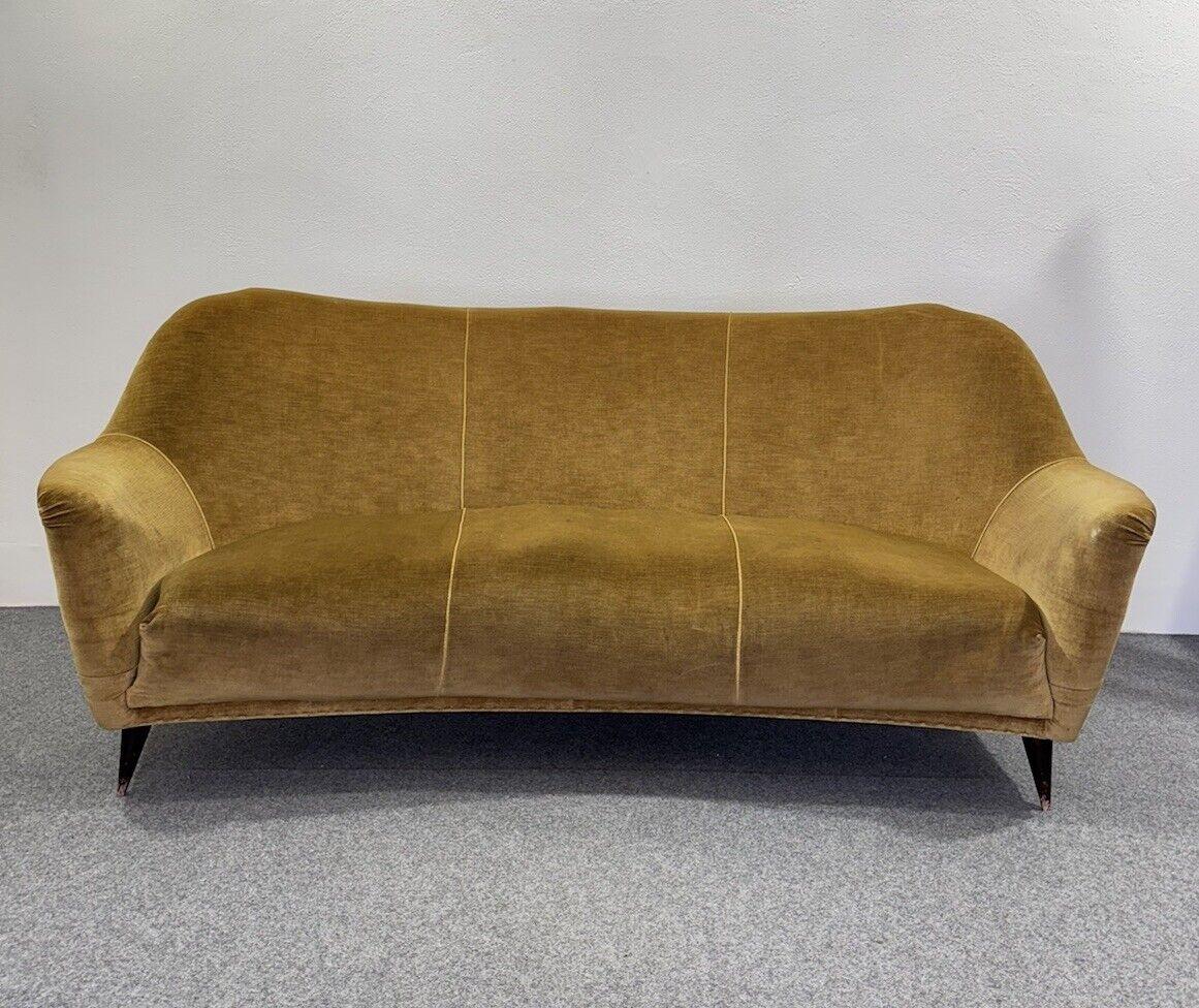 Gio Ponti Home & Garden Sofa Velvet Mid-Century 3 Seater 1950's Modernism For Sale 4