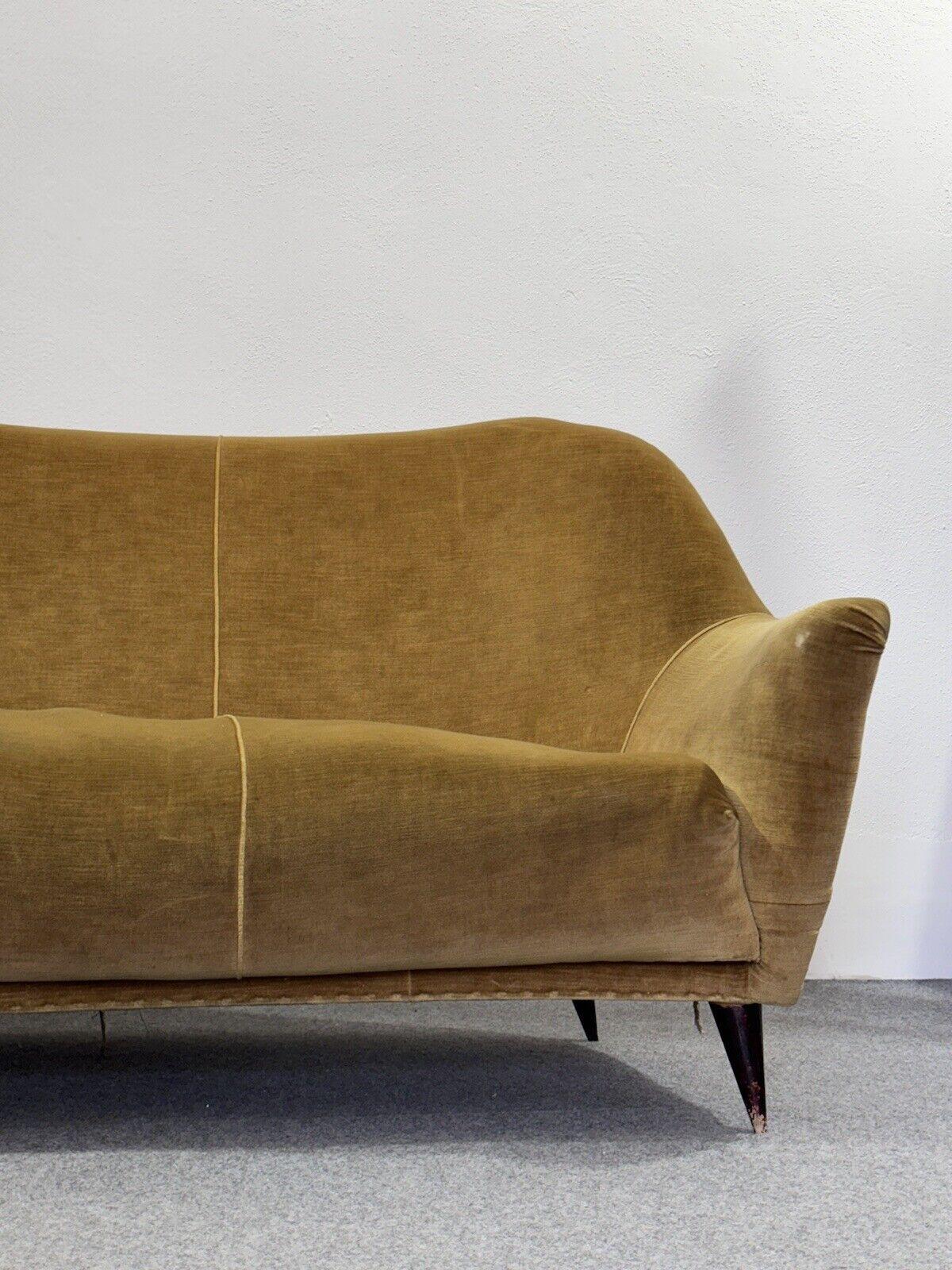 Fabric Gio Ponti Home & Garden Sofa Velvet Mid-Century 3 Seater 1950's Modernism For Sale