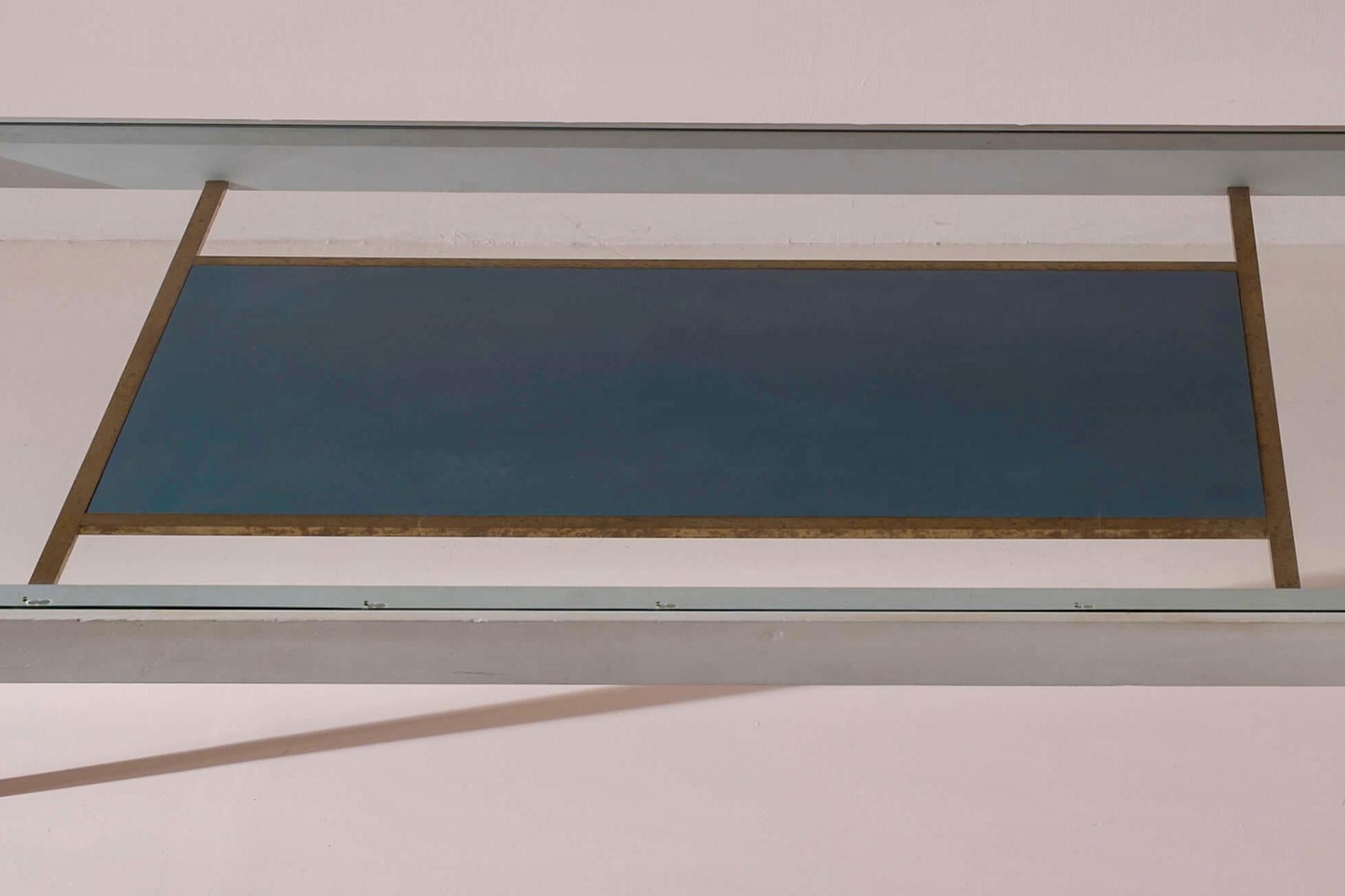 Mesa expositora de nogal y cristal certificada por Gio Ponti para A.P.E.M., Italia, 1946 Vidrio en venta