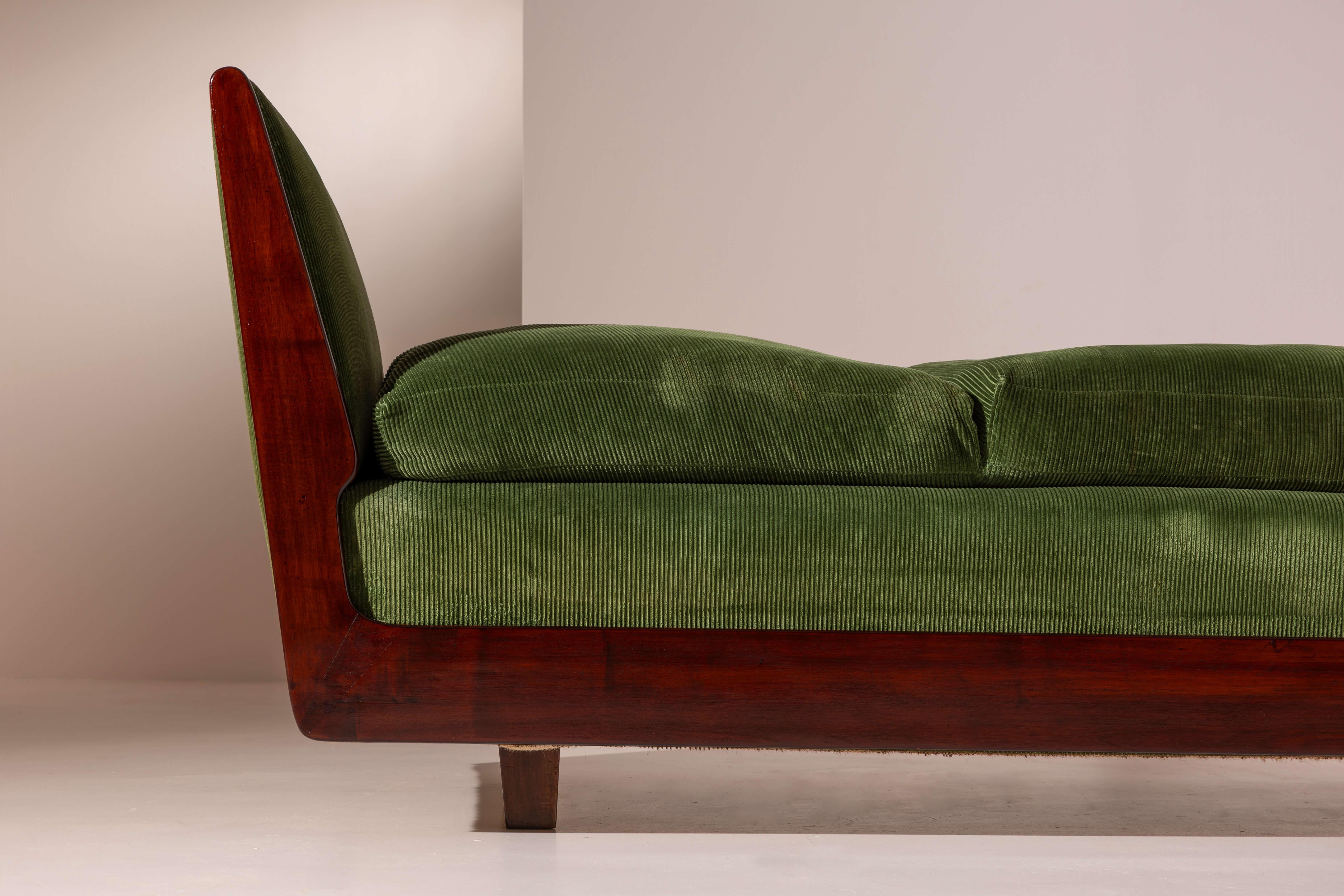 Canapé-lit en noyer certifié et velours de Gio Ponti, Italie, années 1940 en vente 1