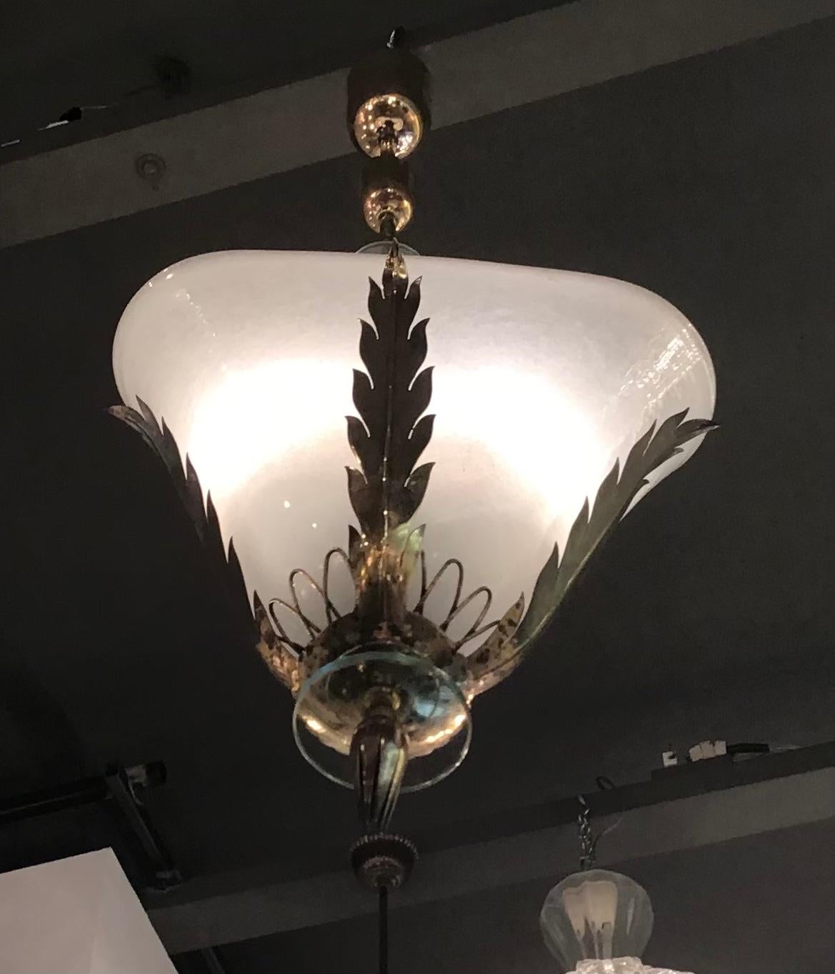 Mid-20th Century Gio’ Ponti Chandelier Brass Murano Pulegoso Glass, 1940, Italy