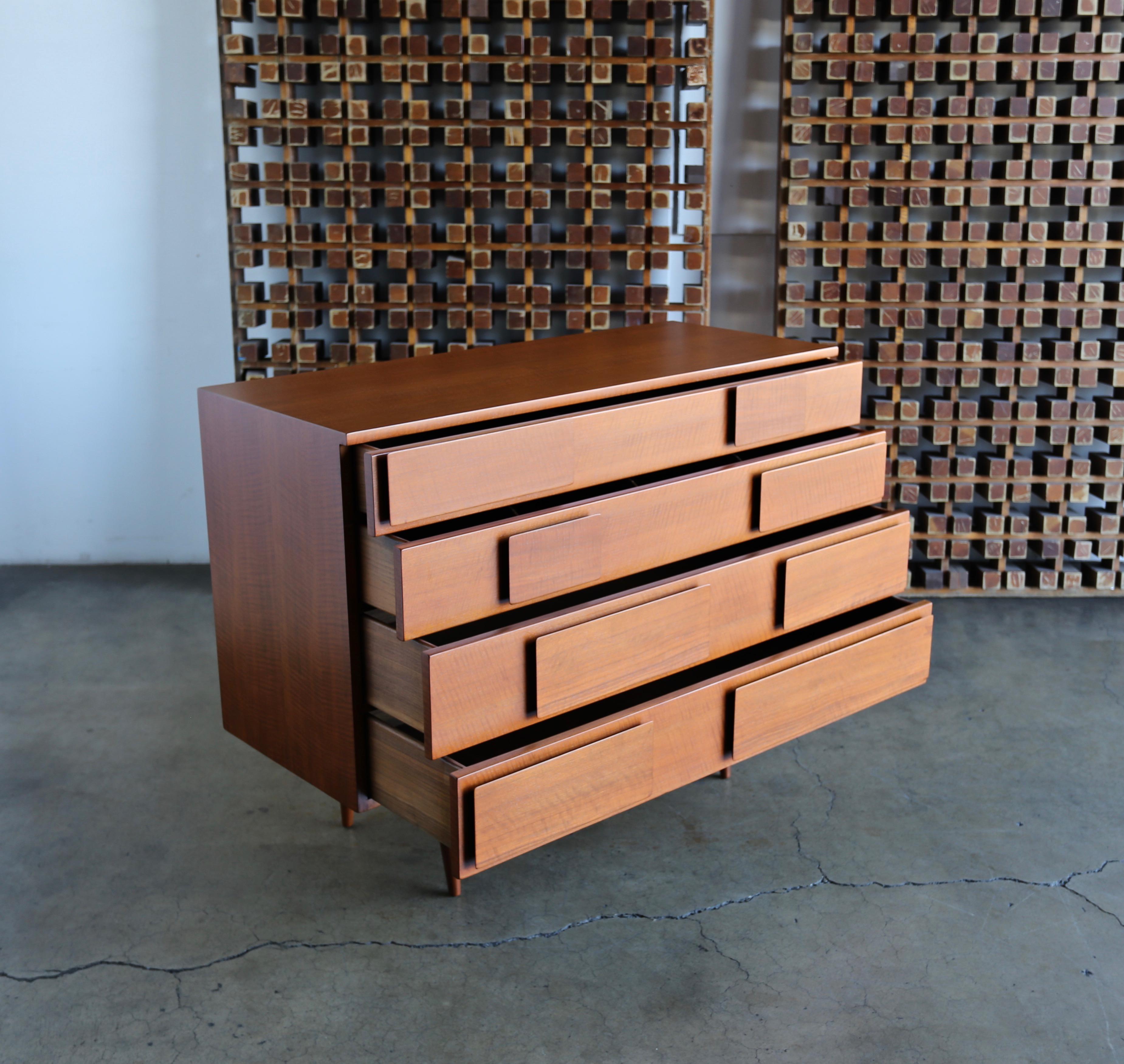 Gio Ponti Chest for Singer & Sons, Model 2129, circa 1955 3