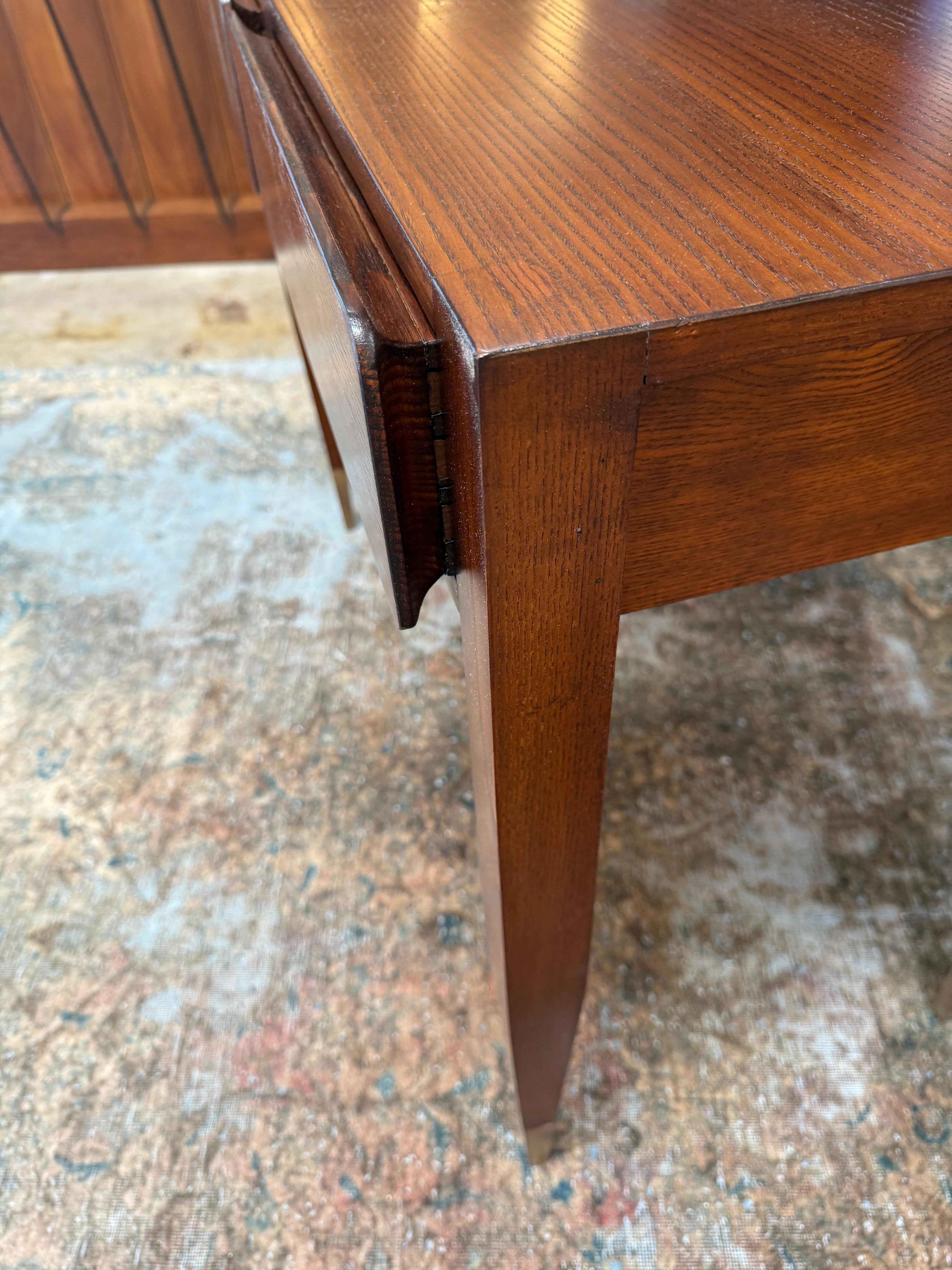 Modern Gio Ponti Console Table with Brass-Capped Legs, Italy, 1950s For Sale