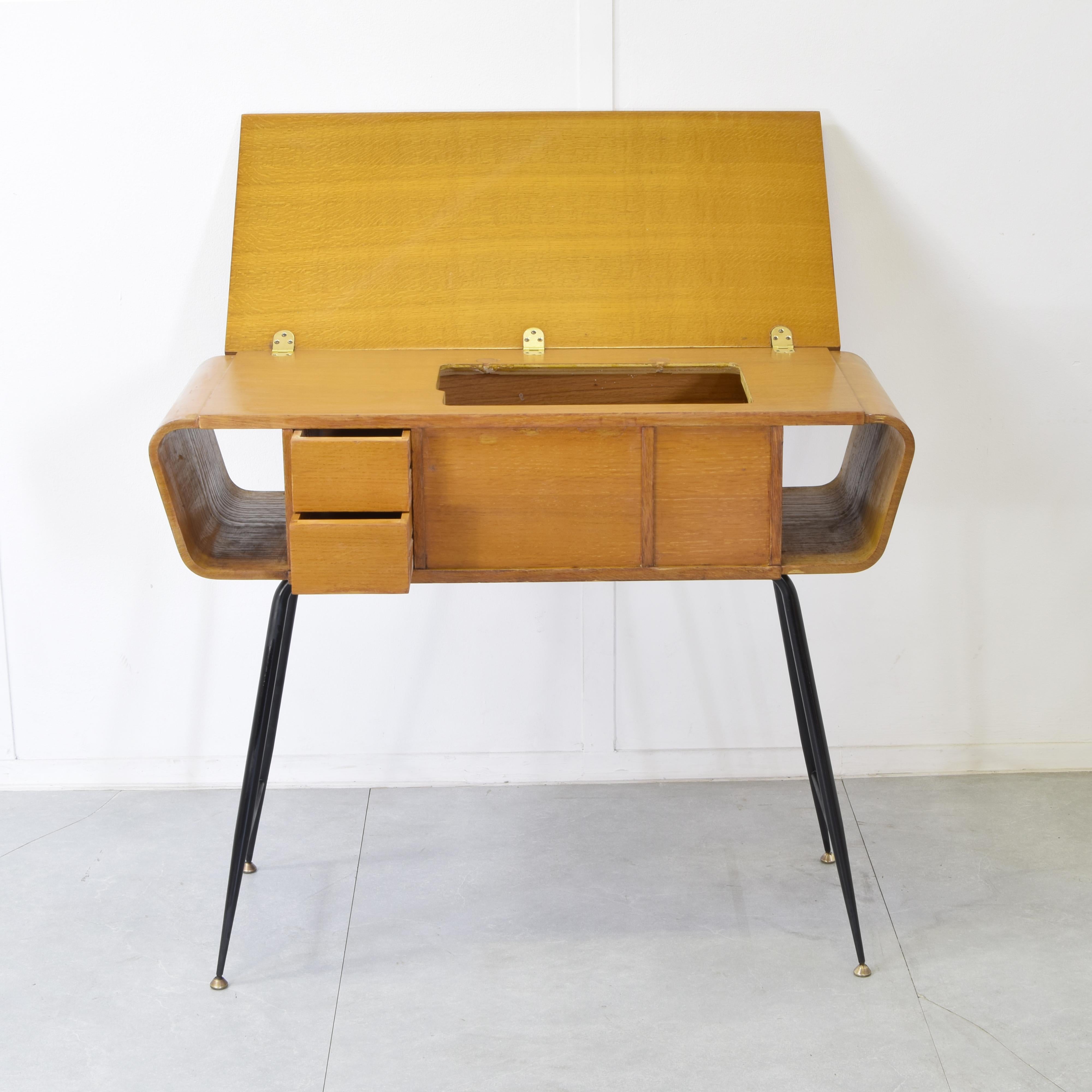 Metallo Gio Ponti consolle Singer 1960s in vendita