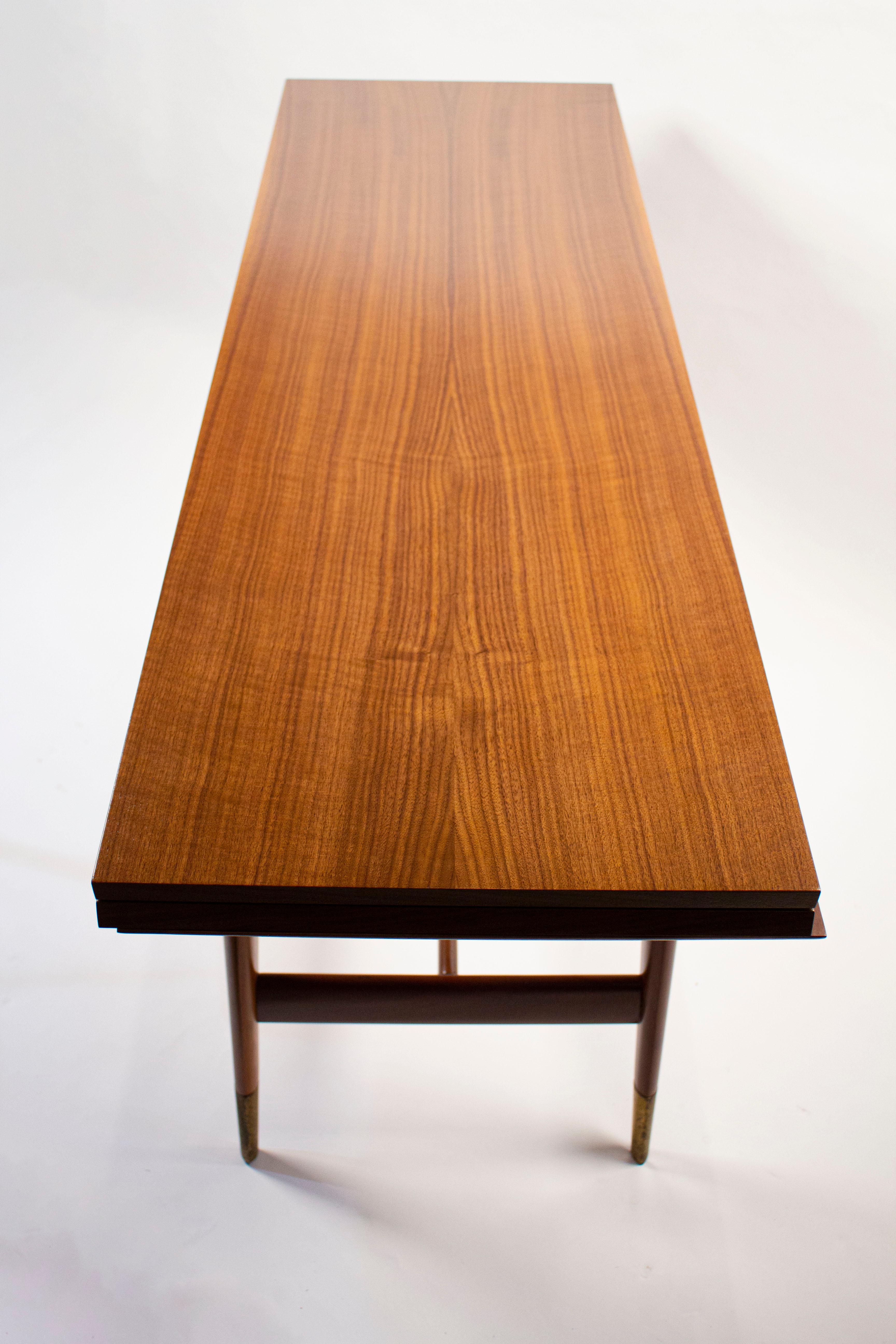 Gio Ponti Convertible Console / Dining Table for M. Singer & Sons in Walnut 1950 8