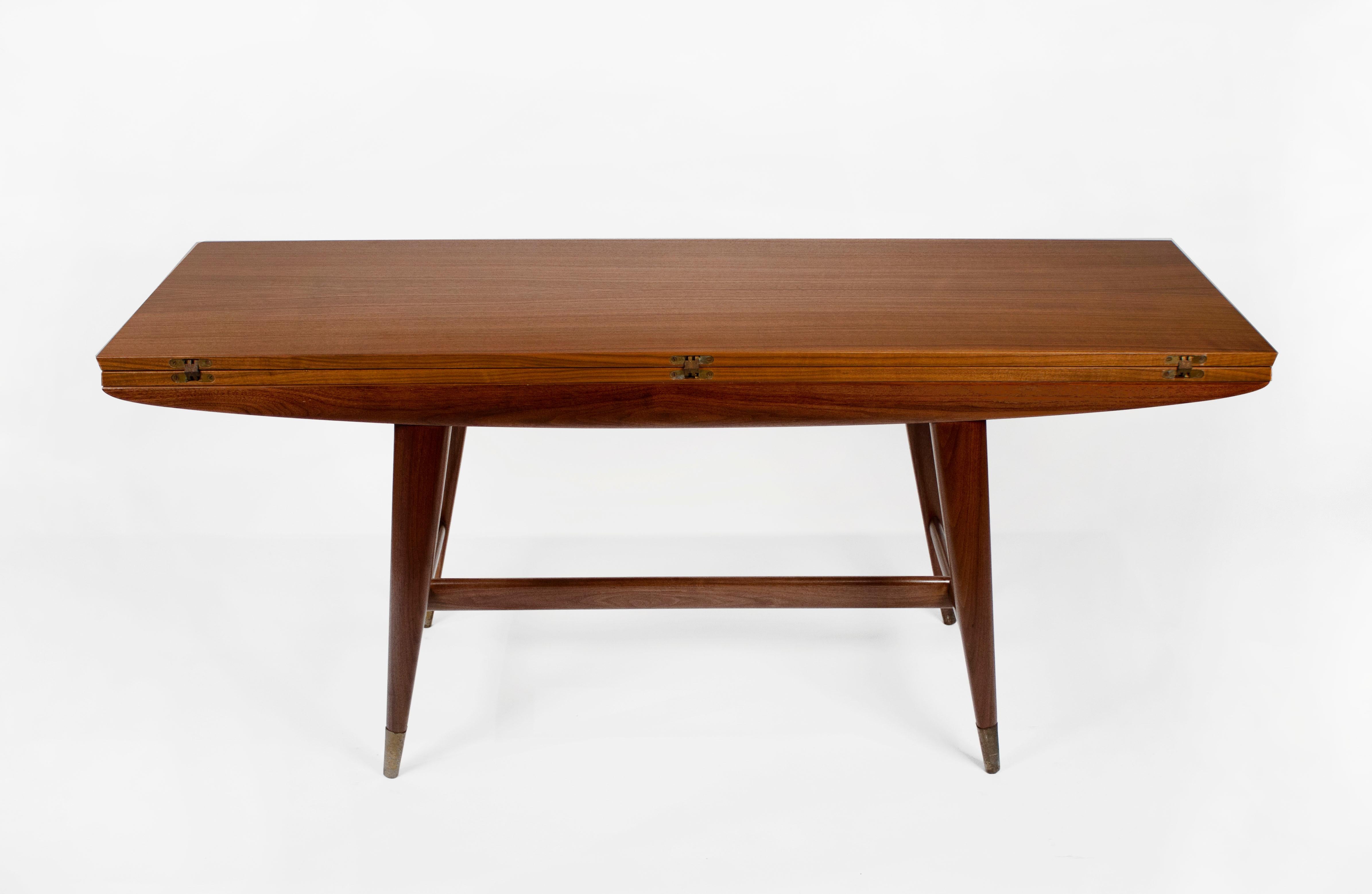 Mid-Century Modern Gio Ponti Convertible Console / Dining Table for M. Singer & Sons in Walnut 1950