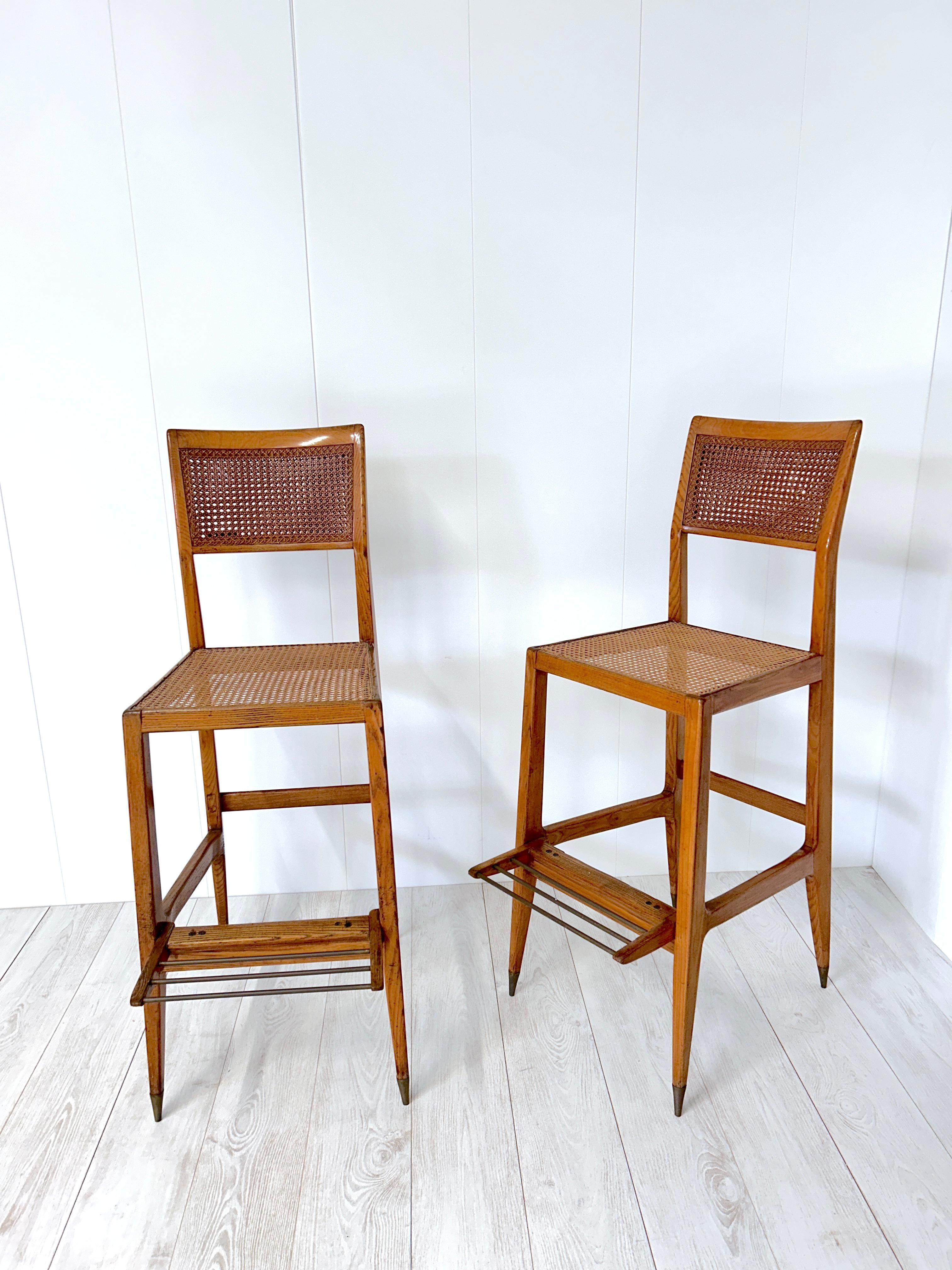  Gio Ponti, Pair of croupier stools from the Casino of San Remo, circa 1950  For Sale 3