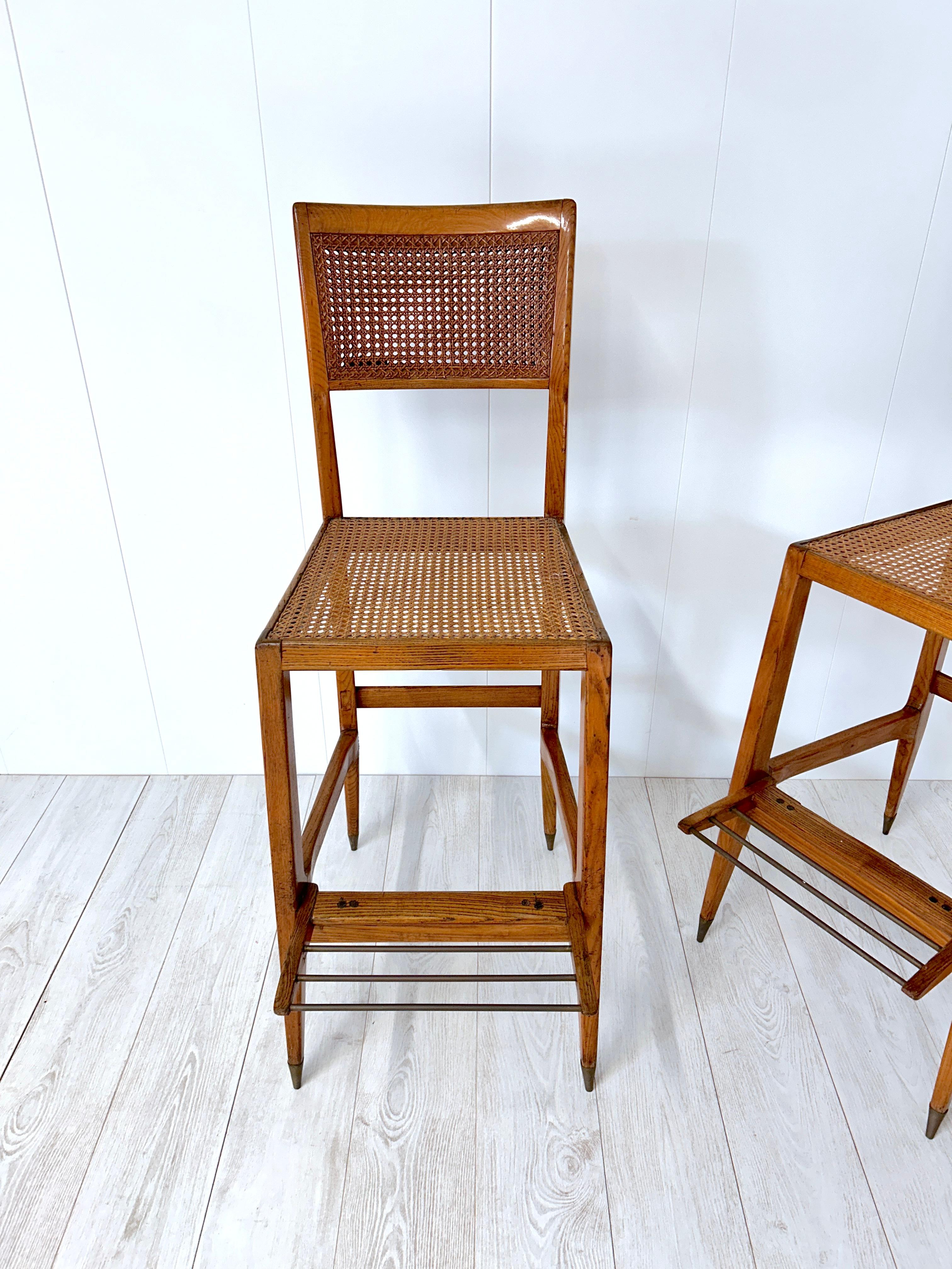  Gio Ponti, Pair of croupier stools from the Casino of San Remo, circa 1950  For Sale 4