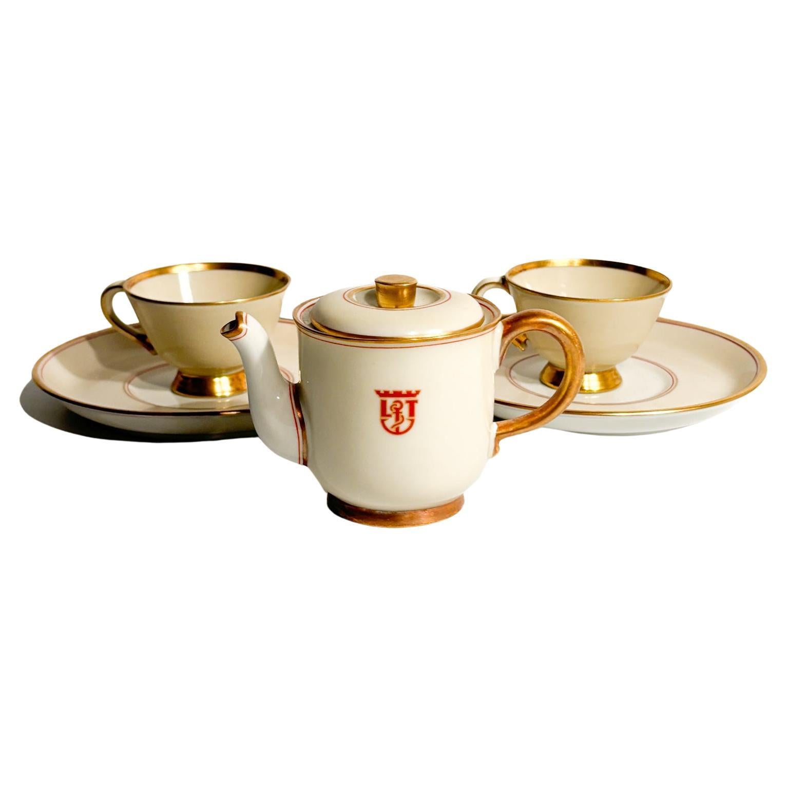 Gio Ponti Cups and Coffee Pot Designed for the Victoria Lloyd Triestino Ship  For Sale