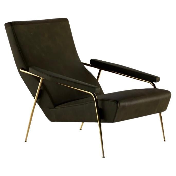 Molteni&C D.153.1 Leather Armchair by Gio Ponti  For Sale