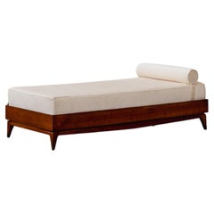 Wood Daybeds