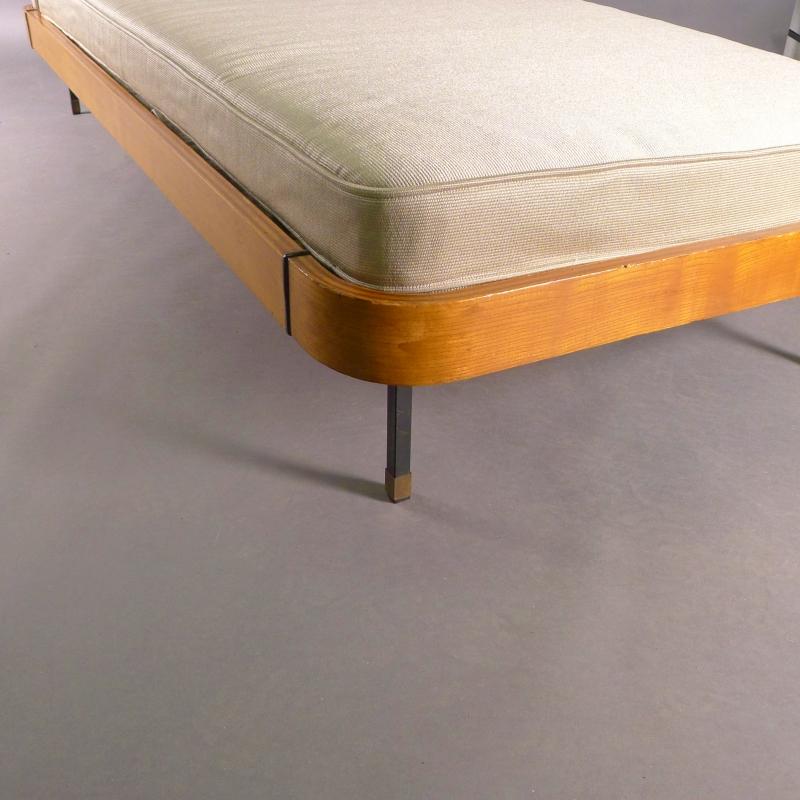Mid-Century Modern Gio Ponti daybed for Italbed, 1960s, solid and plywood ash frame