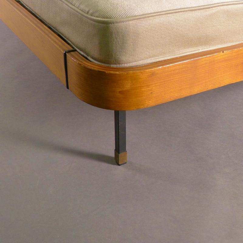 Italian Gio Ponti daybed for Italbed, 1960s, solid and plywood ash frame