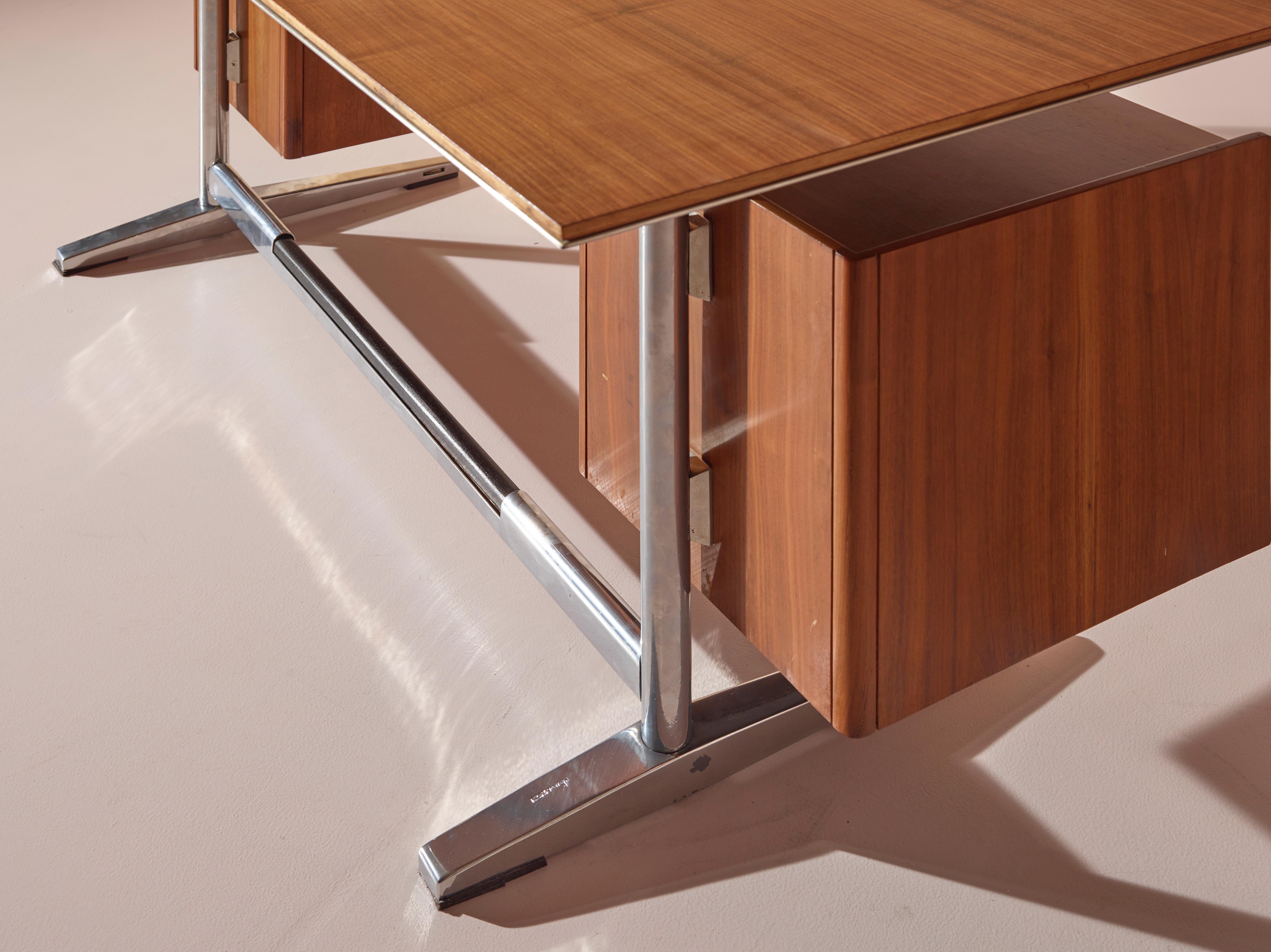 Mid-20th Century Gio Ponti Desk for RIMA Made in Walnut, Chromed Steel and Plastic. Italy, 1950s For Sale