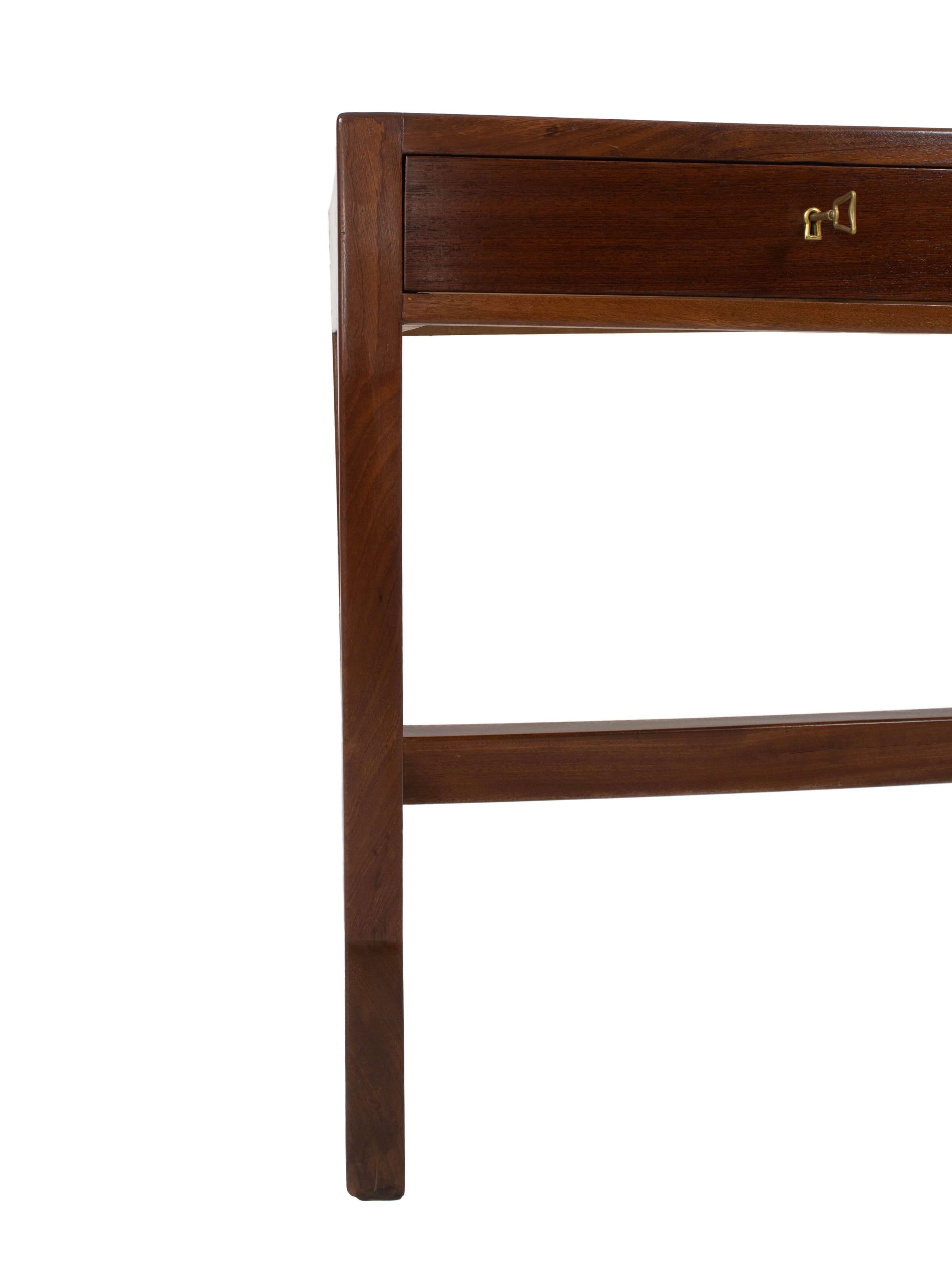 Beech Gio Ponti Desk in Mahogany for 'Banca Nazionale del Lavoro', Italy 1950s