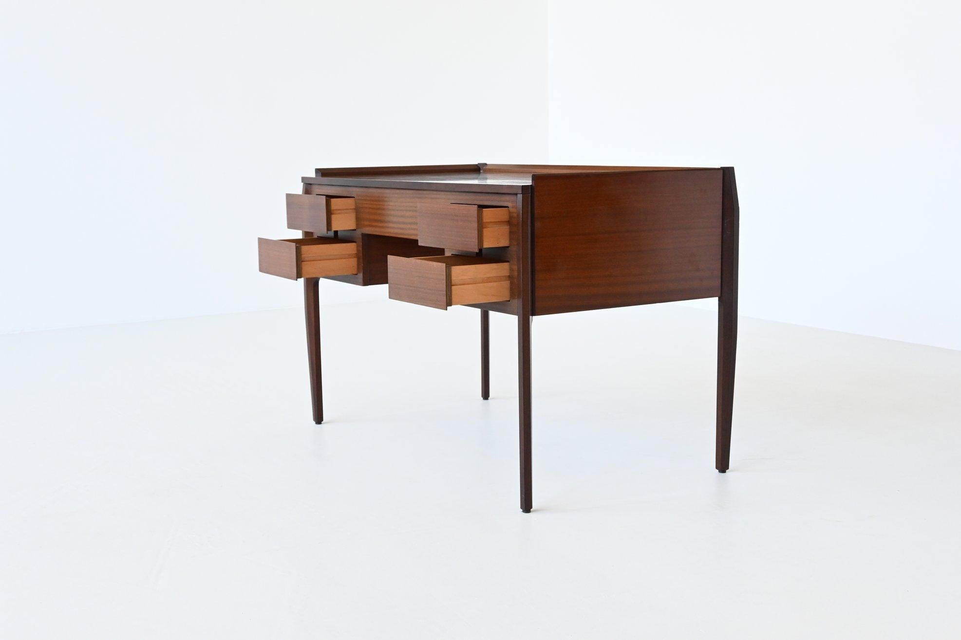 Italian Gio Ponti desk in mahogany Vittorio Dassi Italy 1960