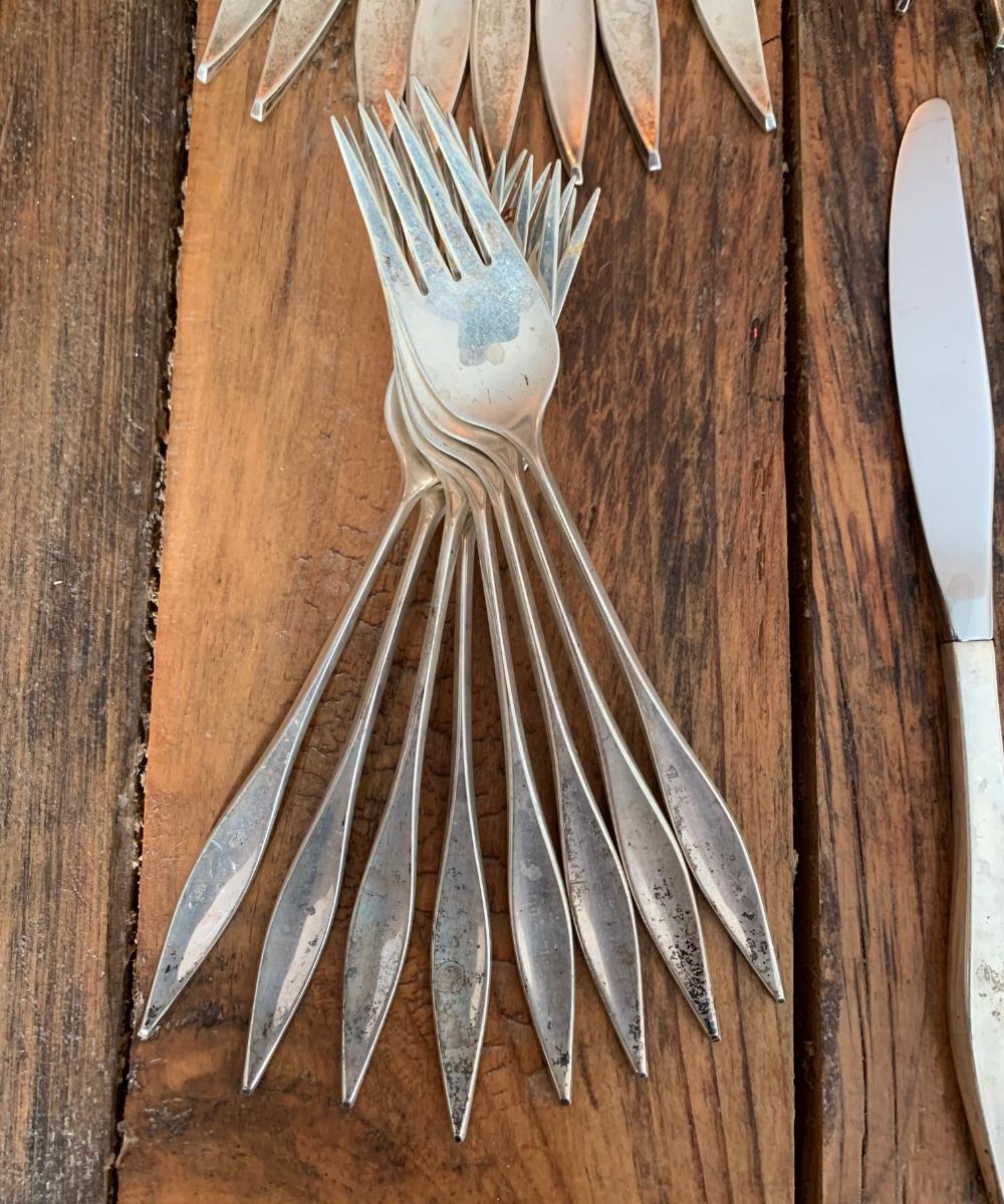 20ième siècle Service de couverts pour huit en argent sterling Gio Ponti Diamond - 48 Pieces en vente