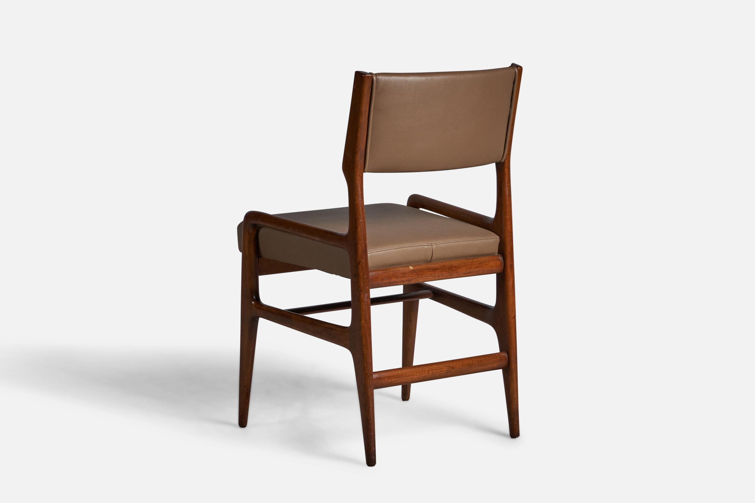 Italian Gio Ponti, Dining Chair, Walnut, Leather, Italy, 1960s