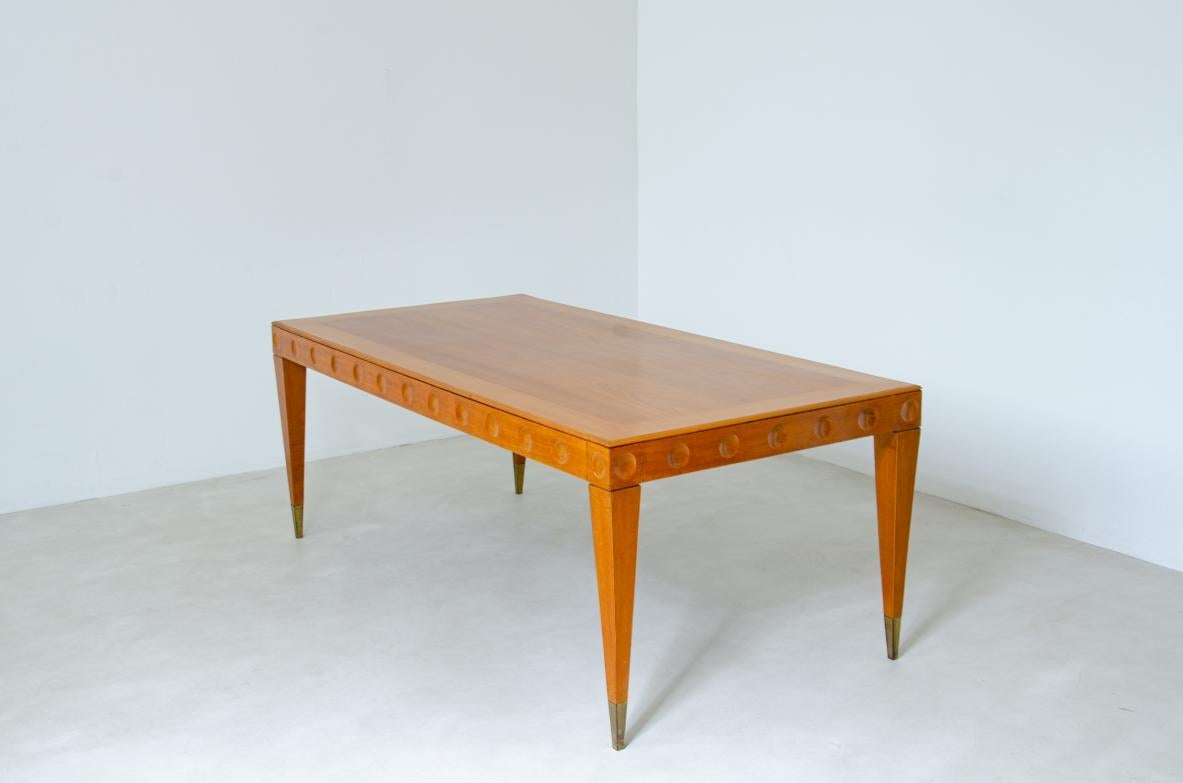 Italian Gio Ponti Dining Table in Cherry Wood with Decorative Motif For Sale