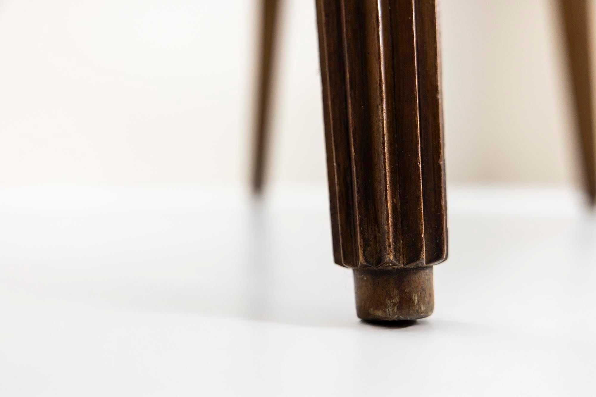 Gio Ponti Dining Table in Veneered Walnut, Italy 1940s For Sale 3