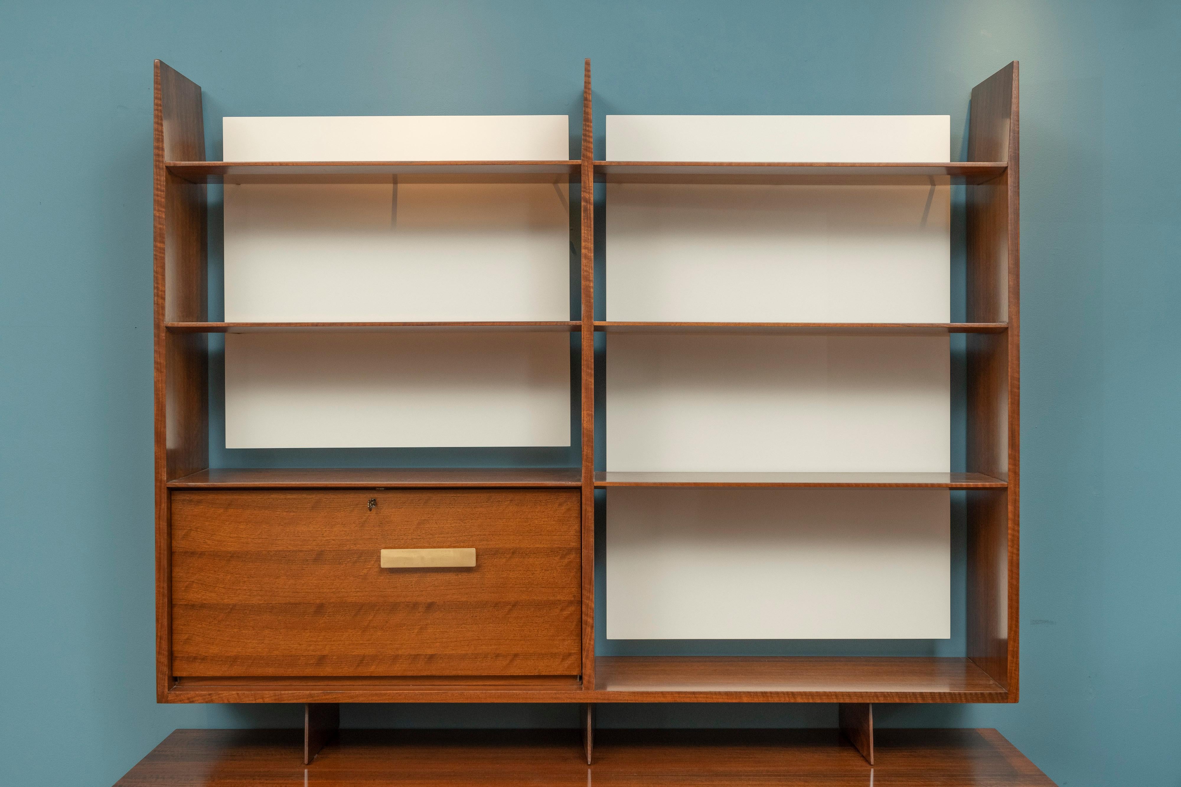 Gio Ponti, Vitrinenschrank Modell 4120 für Singer & Sons (Moderne der Mitte des Jahrhunderts) im Angebot