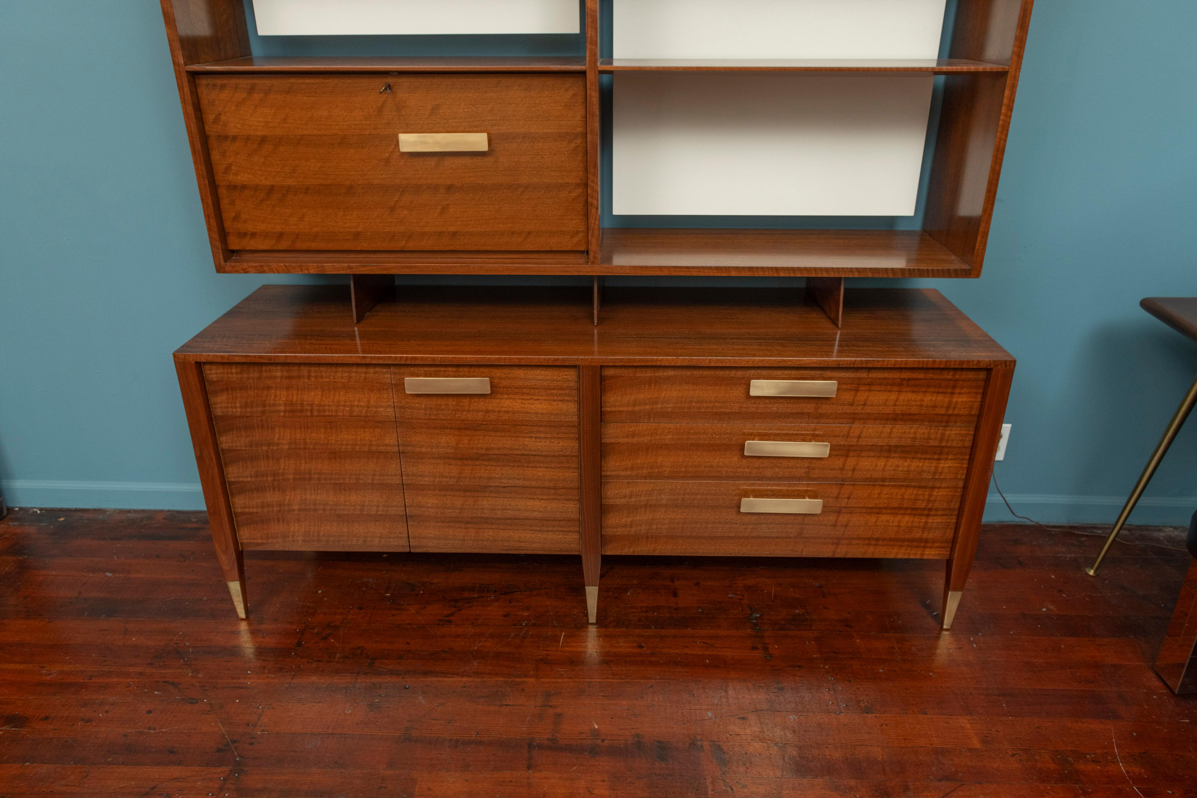 Gio Ponti, Vitrinenschrank Modell 4120 für Singer & Sons (Mitte des 20. Jahrhunderts) im Angebot