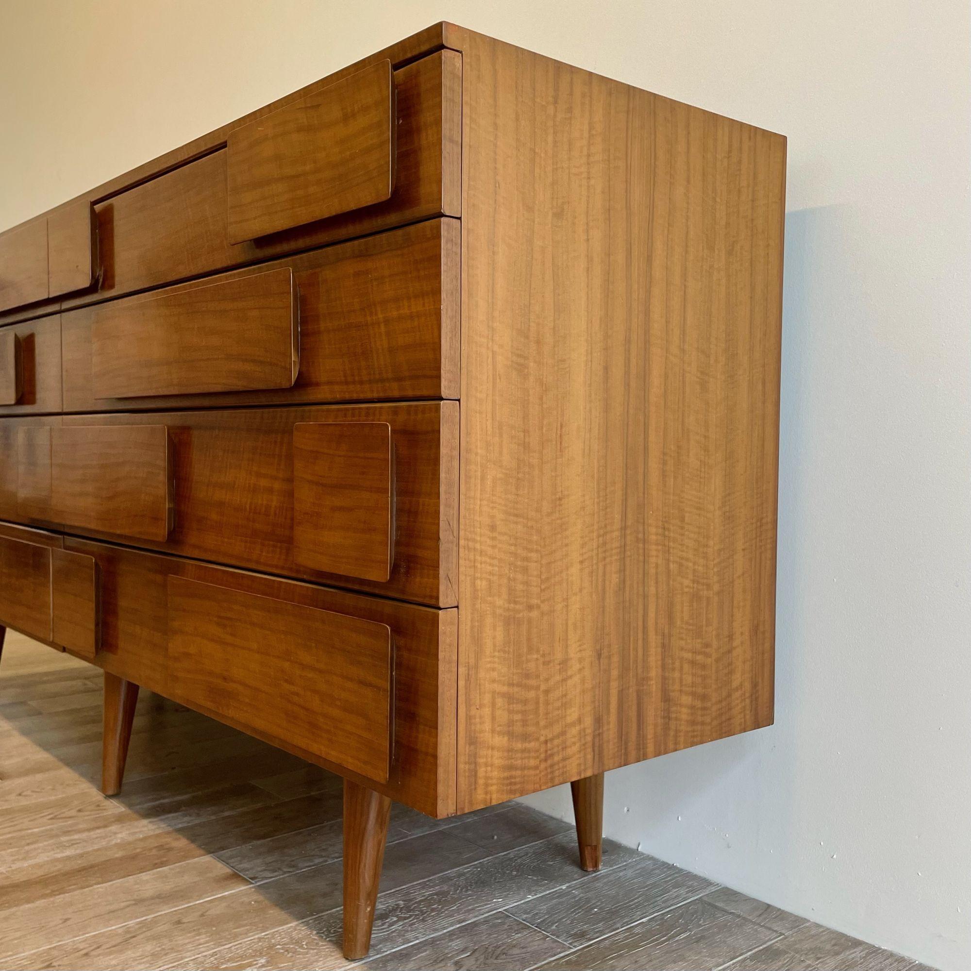 Gio Ponti, Singer and Sons, Italian Mid-Century Modern, Dresser, Chest, 1950s en vente 5