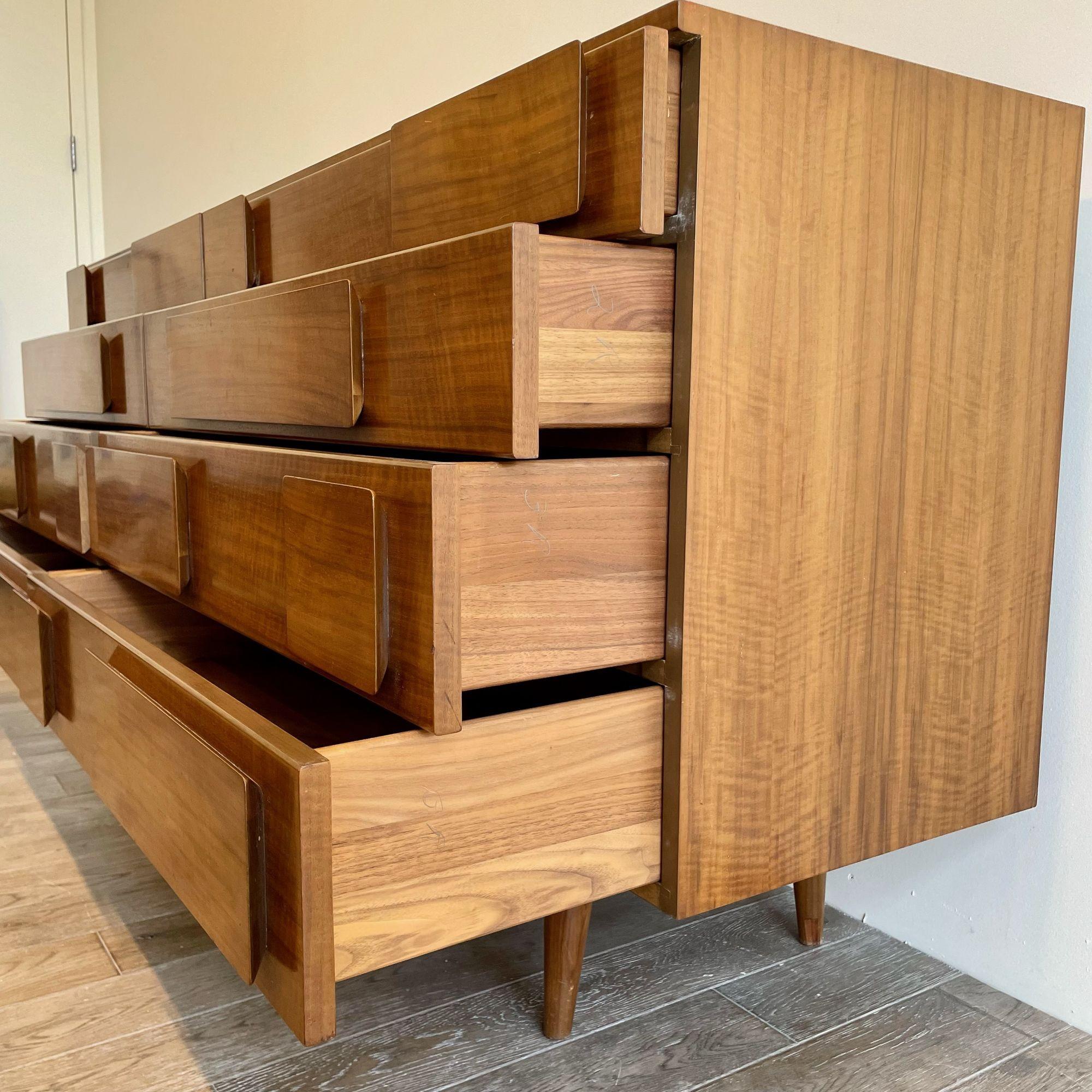 Gio Ponti, Singer and Sons, Italian Mid-Century Modern, Dresser, Chest, 1950s For Sale 11