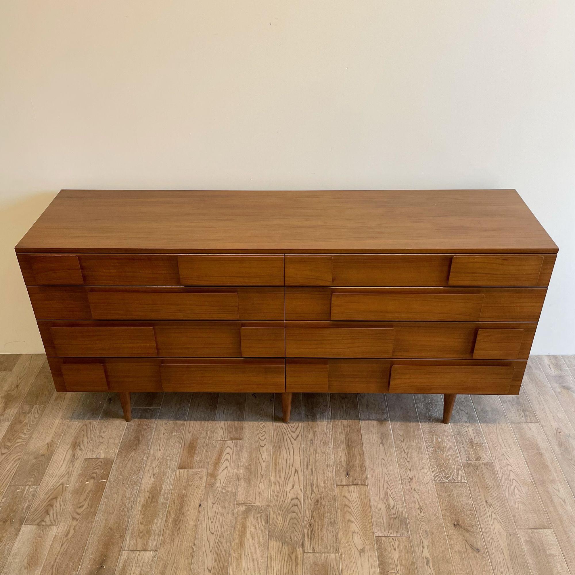 Gio Ponti, Singer and Sons, Italian Mid-Century Modern, Dresser, Chest, 1950s In Good Condition For Sale In Stamford, CT