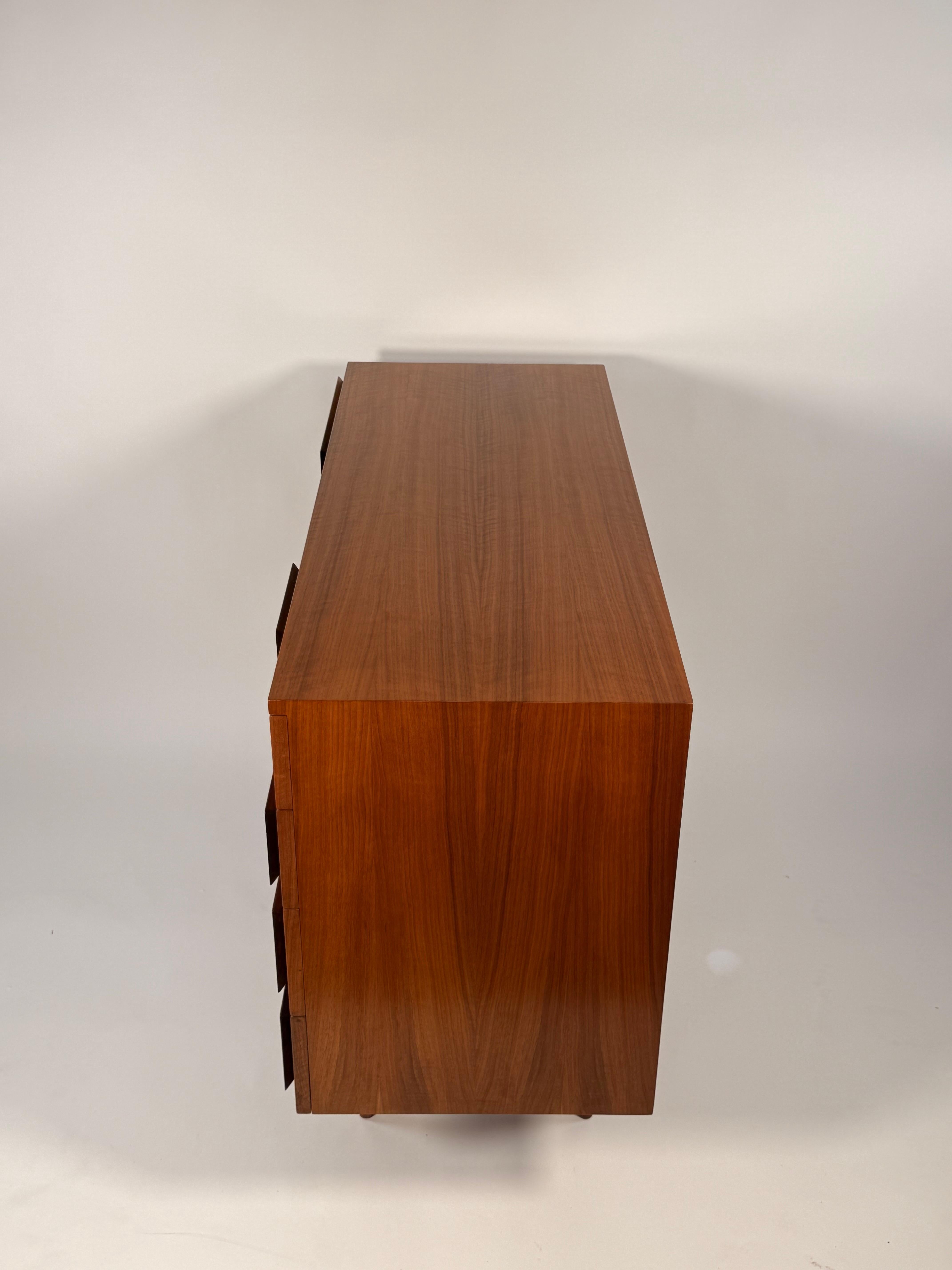 Mid-Century moderno Comò Gio Ponti di Singer & Sons, circa anni '50 in vendita