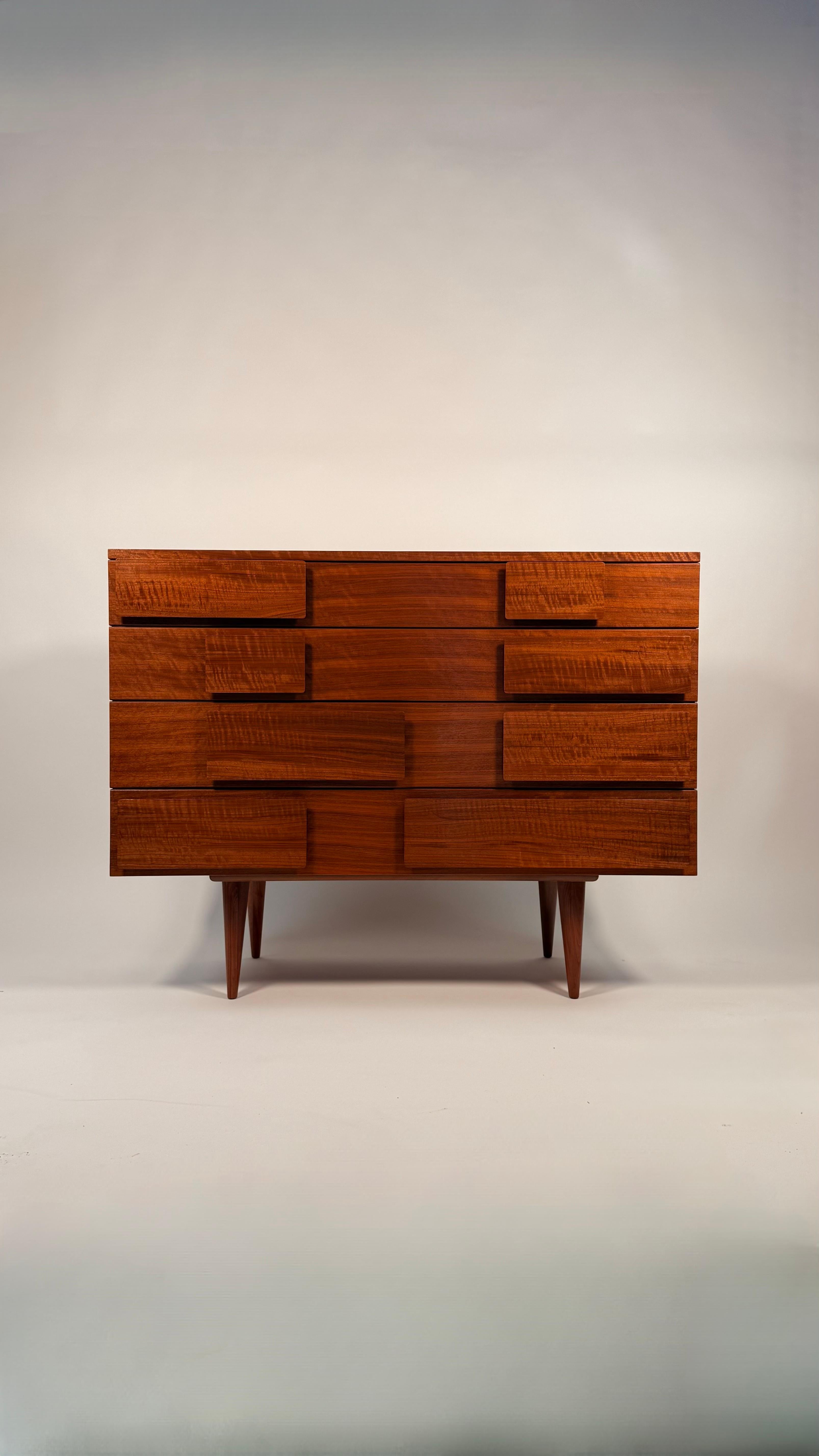 Comò Gio Ponti di Singer & Sons, circa anni '50 In condizioni buone in vendita a San Diego, CA