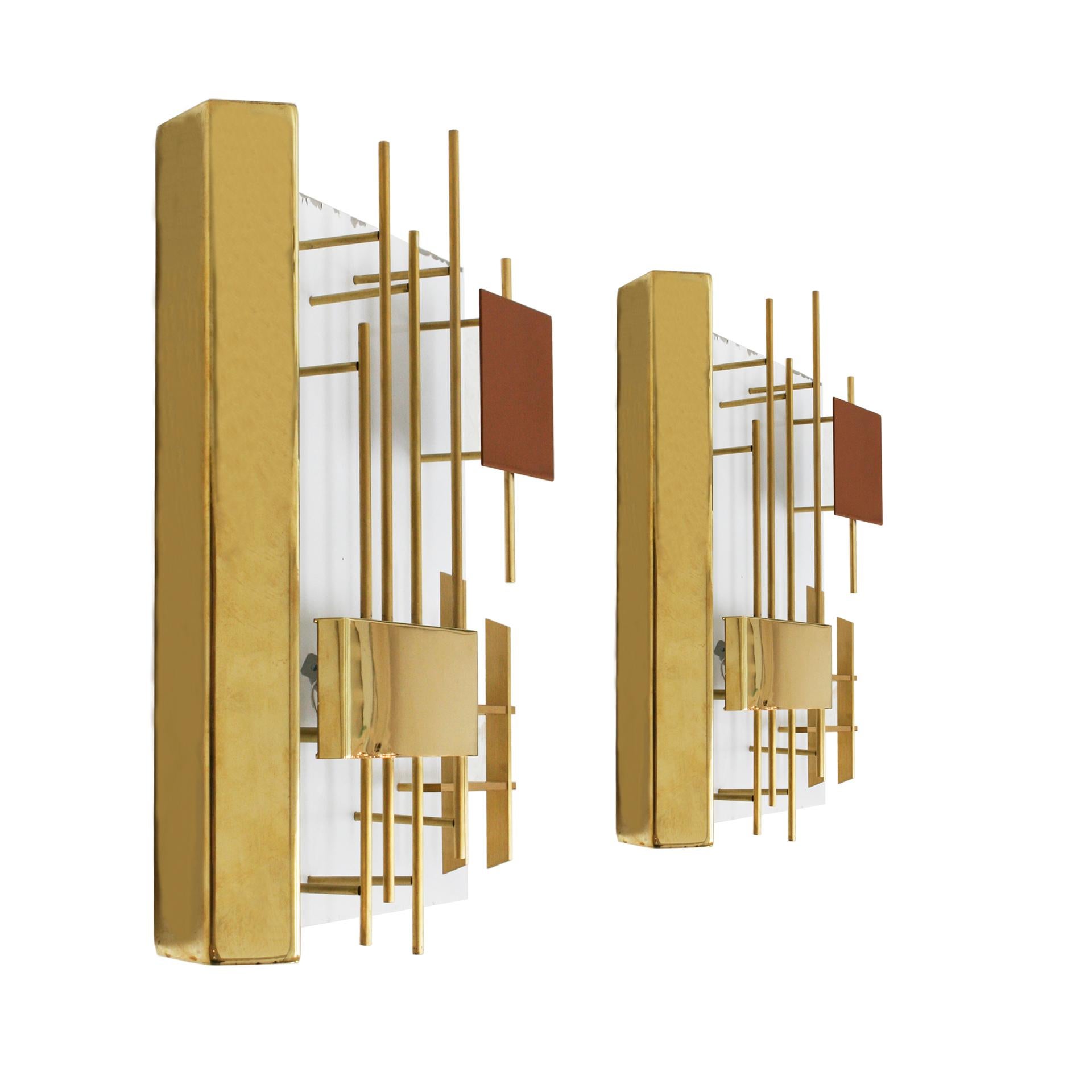 Pair of original model 575 sconces designed by Gio Ponti and edited by Lumi. Lacquered steel structure with brass detailing and Lumi stamp in the back. Italy, 1960s.

Our main target is customer satisfaction, so we include in the price for this