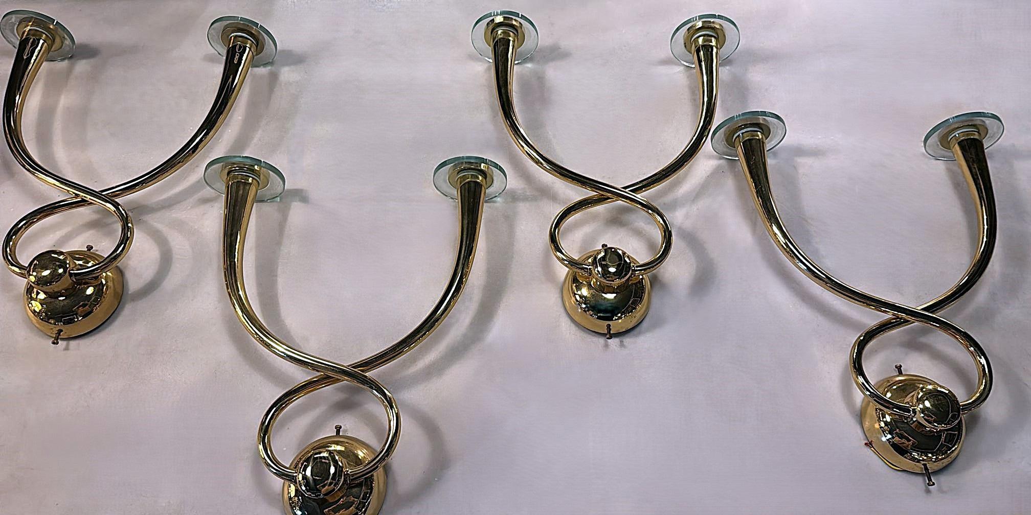 Italiano Gio' Ponti - Emilio!  Set di 4 applicazioni in ottone con bobeches in cristallo in vendita