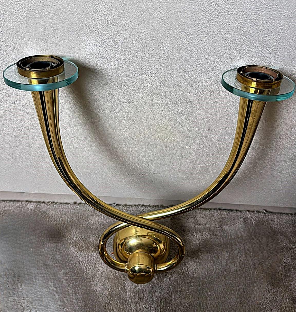 XX secolo Gio' Ponti - Emilio!  Set di 4 applicazioni in ottone con bobeches in cristallo in vendita