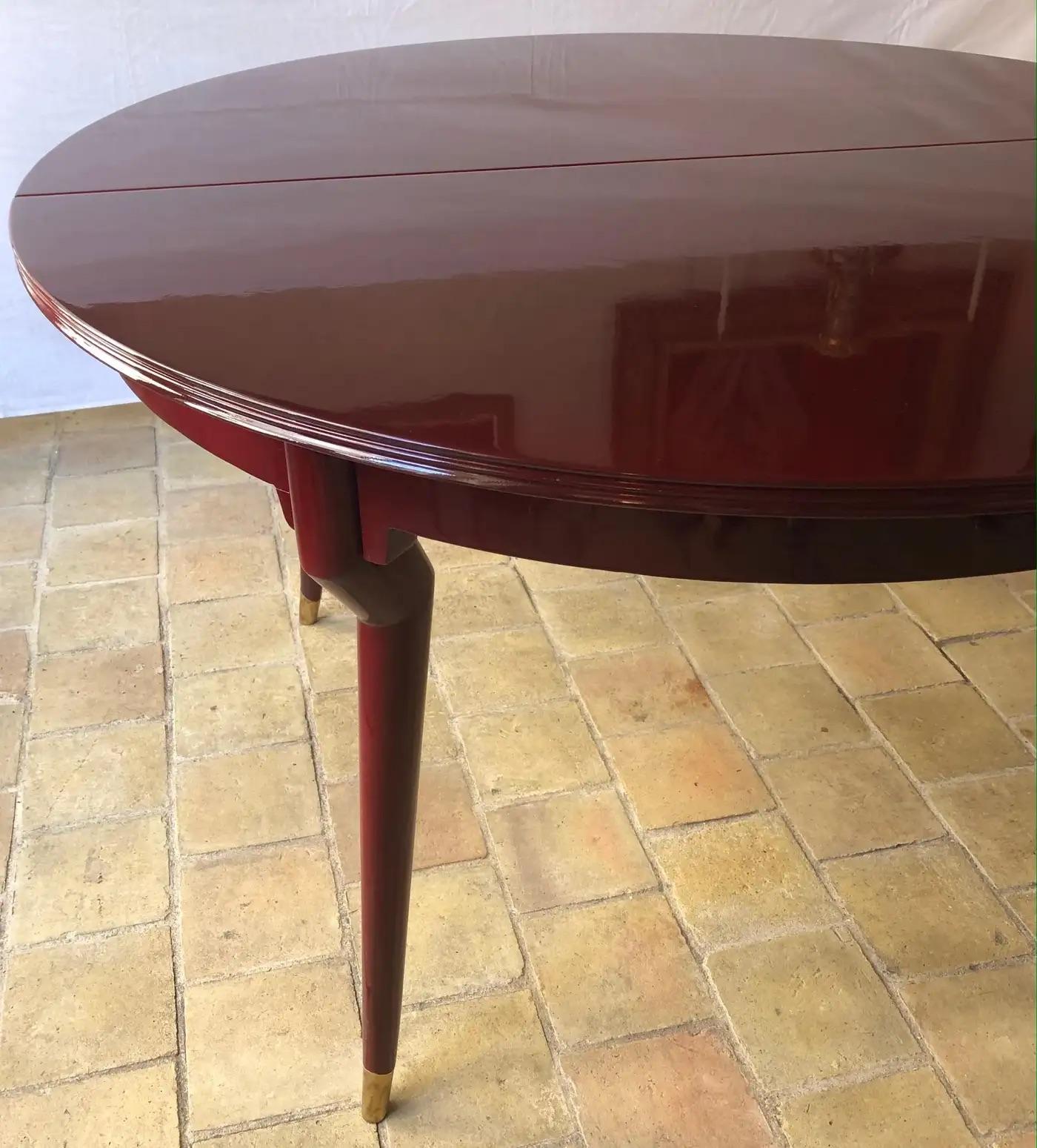 Mid-20th Century Extendable Italian Dining Table attributed to Gio Ponti For Sale