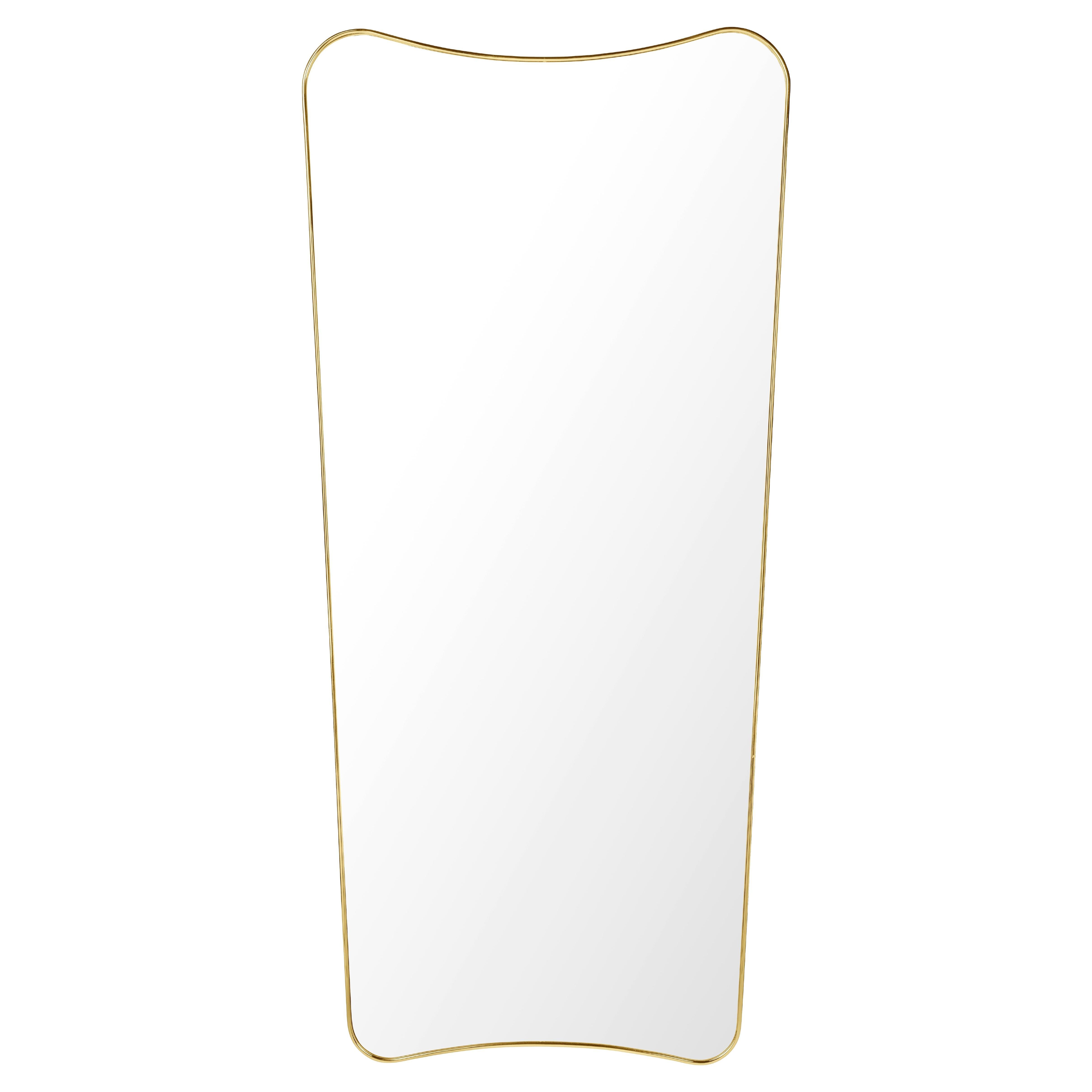 Specchio a figura intera 
F.A. 33
 di Gio Ponti in ottone per Gubi