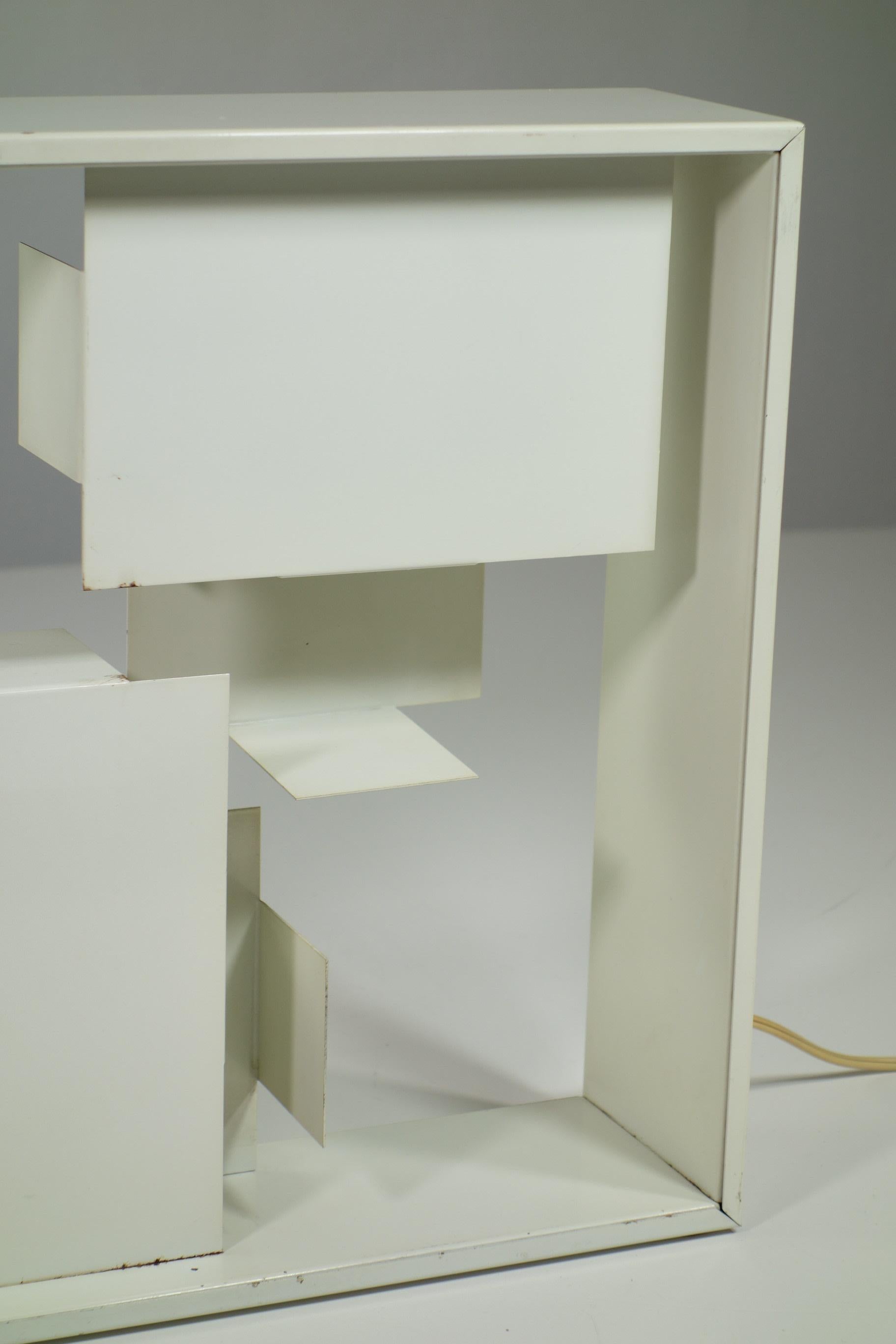Gio Ponti Fato Artemide Italian Design White Table Lamp 1967 For Sale 4