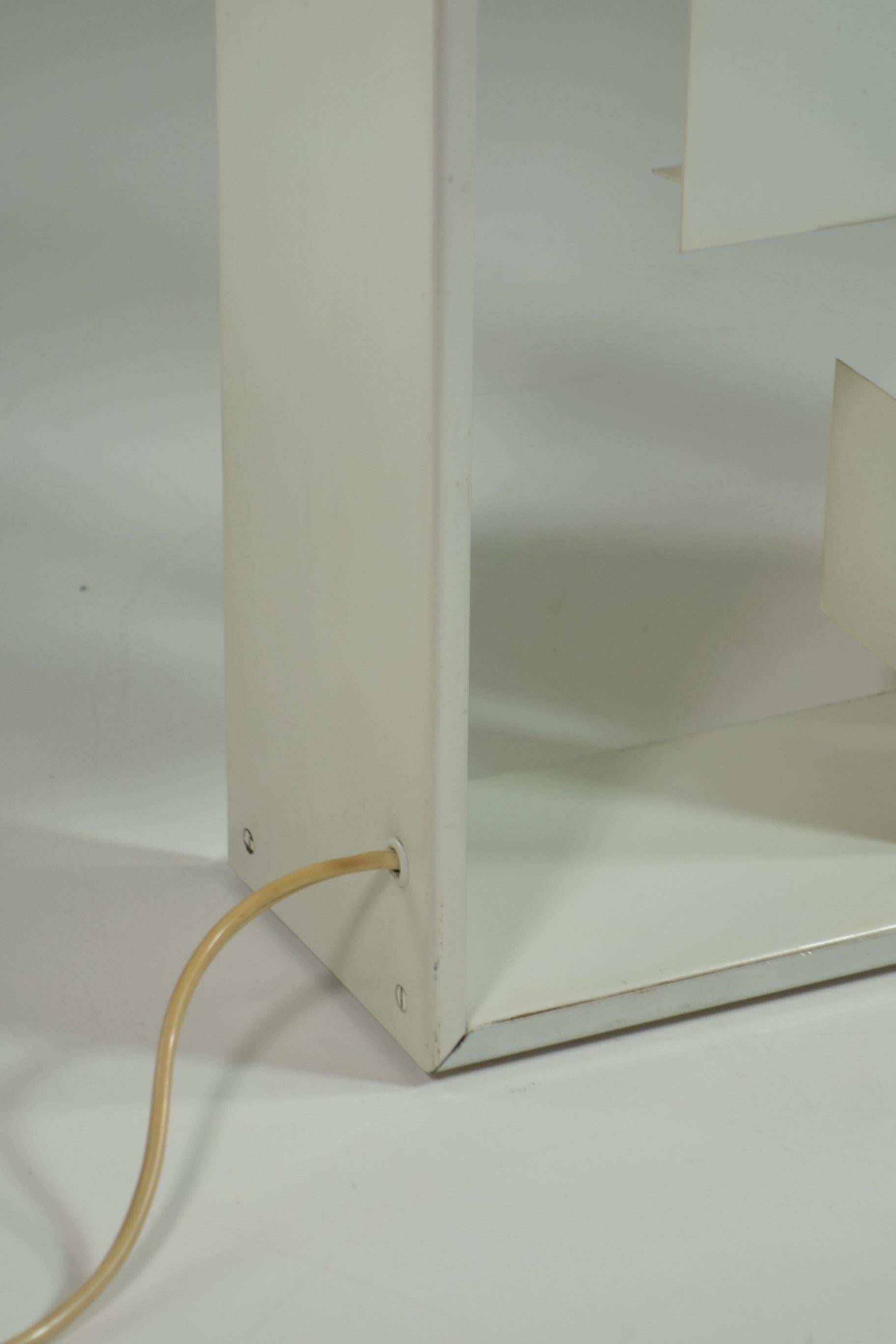Mid-20th Century Gio Ponti Fato Artemide Italian Design White Table Lamp 1967 For Sale