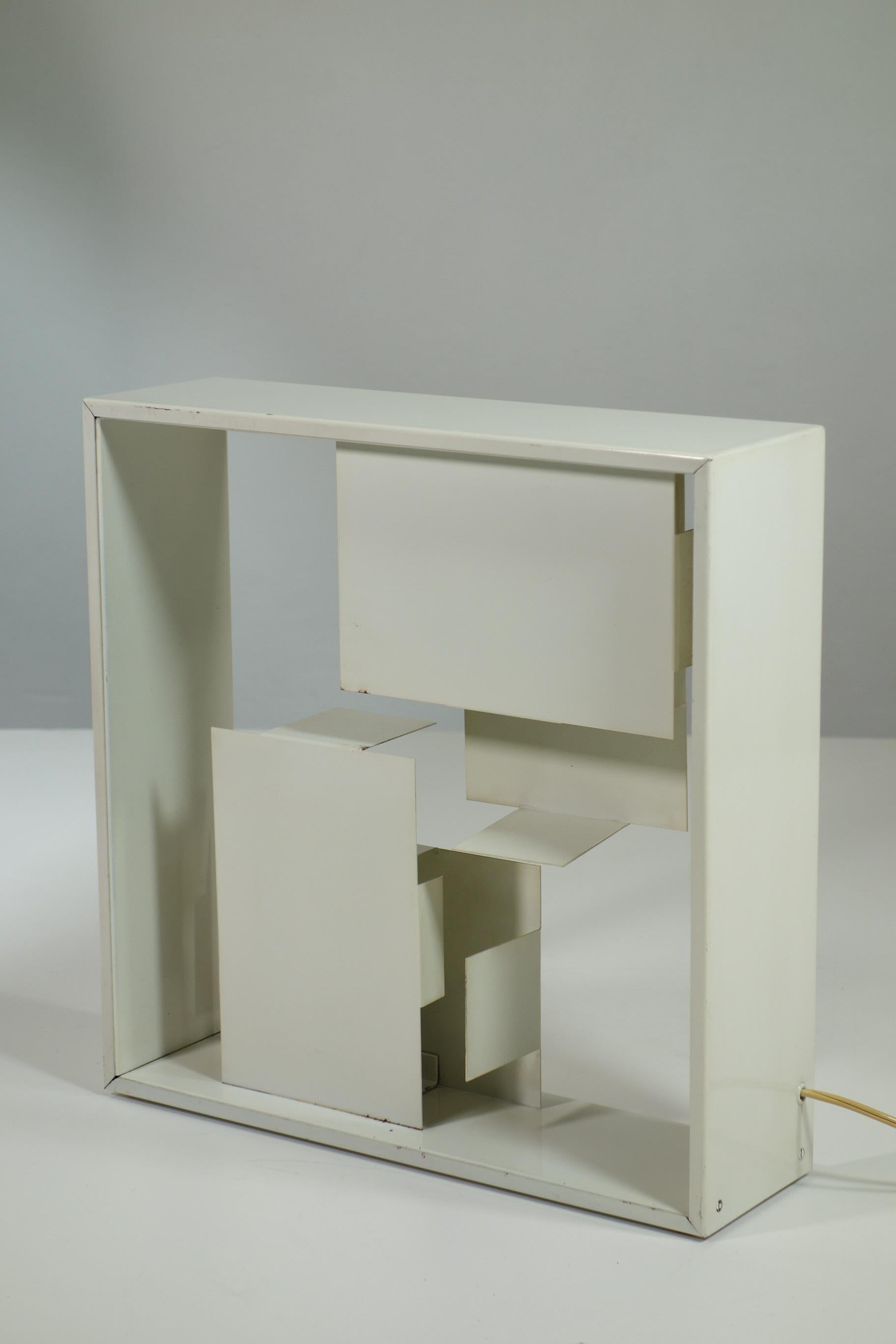 Metal Gio Ponti Fato Artemide Italian Design White Table Lamp 1967 For Sale